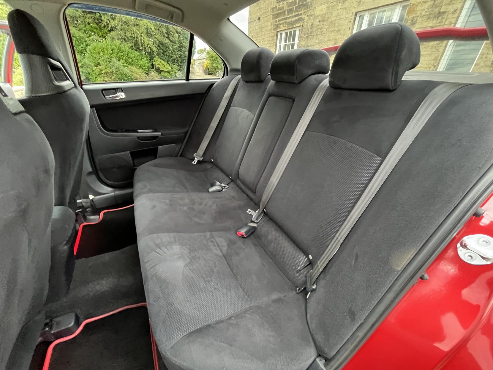 Mitsubishi Lancer 2.0T EVO X GSR FQ-300 Saloon 4dr Petrol SST 4WD Euro 4 (290 ps)