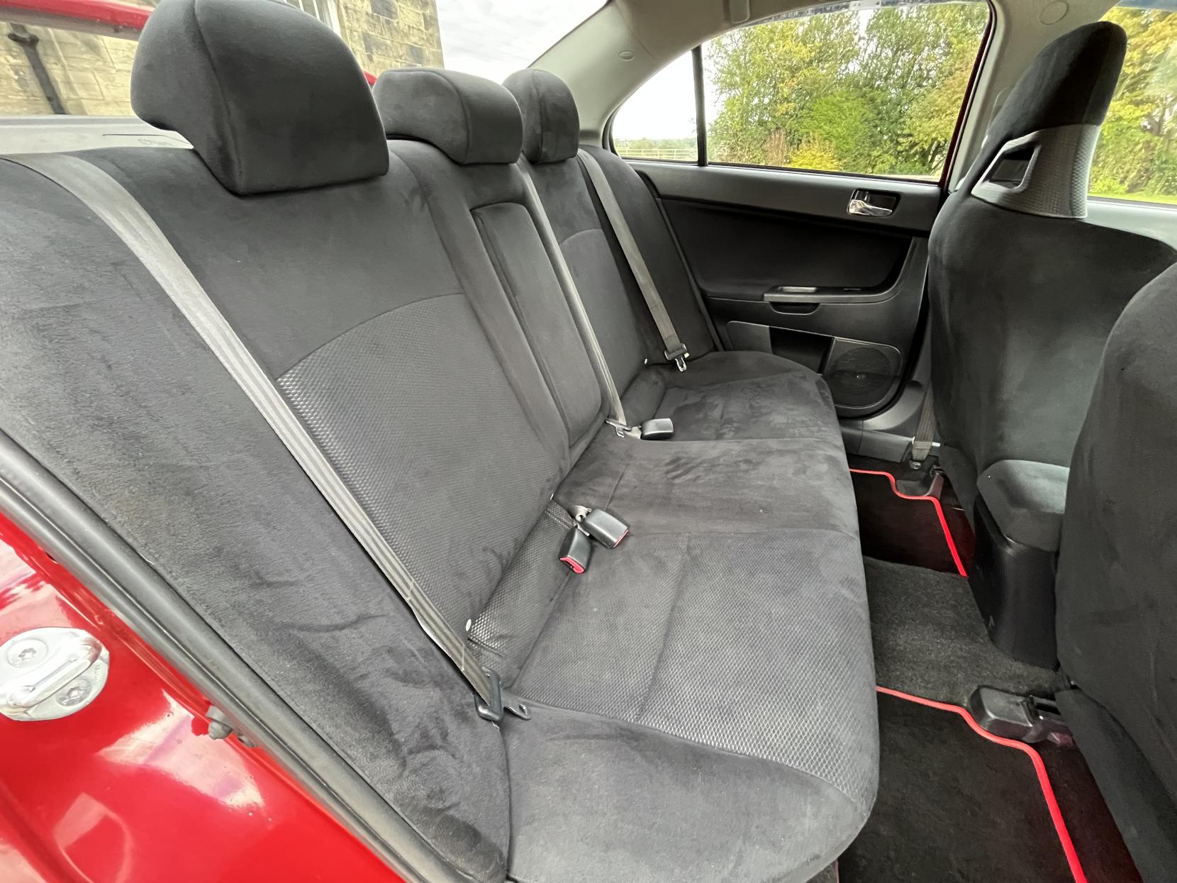 Mitsubishi Lancer 2.0T EVO X GSR FQ-300 Saloon 4dr Petrol SST 4WD Euro 4 (290 ps)