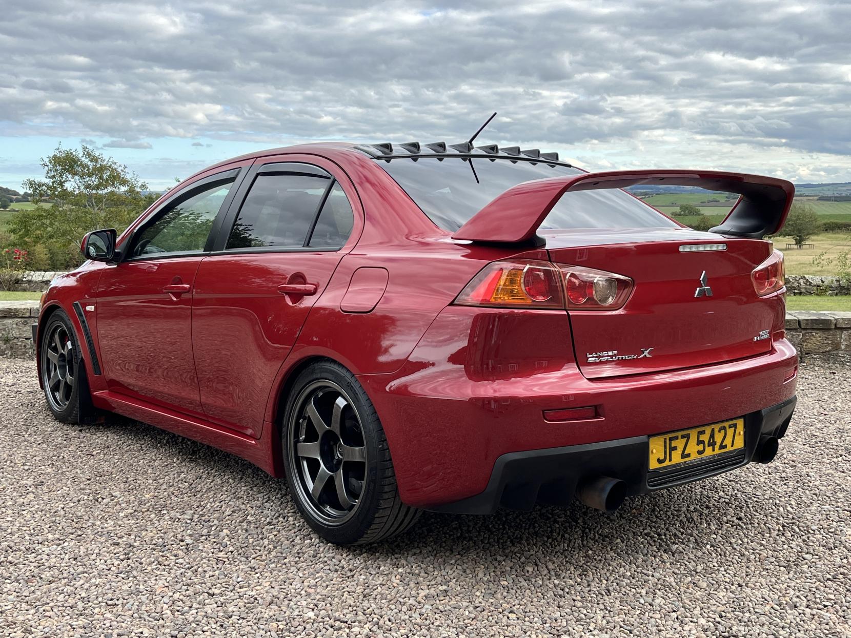 Mitsubishi Lancer 2.0T EVO X GSR FQ-300 Saloon 4dr Petrol SST 4WD Euro 4 (290 ps)