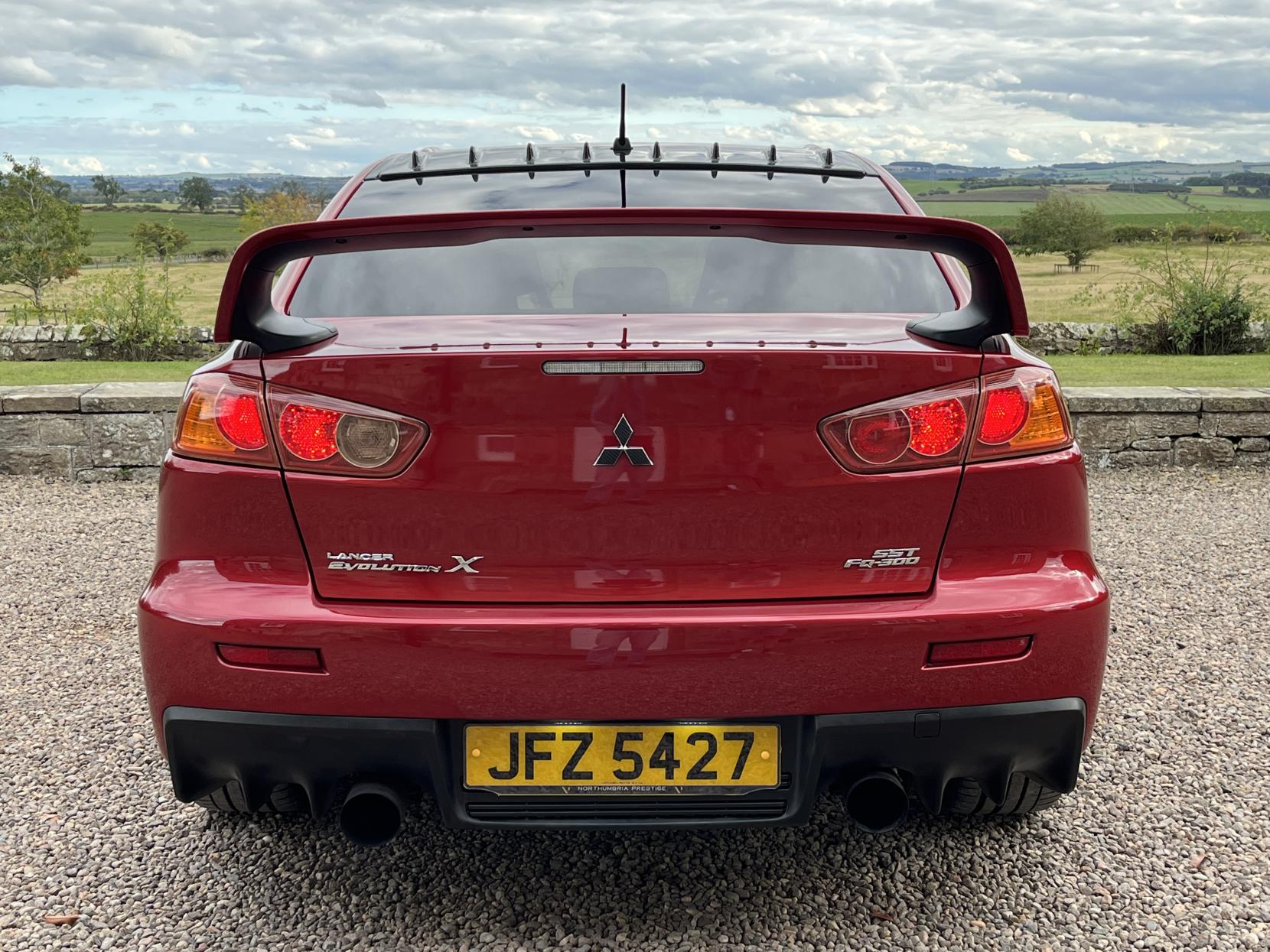 Mitsubishi Lancer 2.0T EVO X GSR FQ-300 Saloon 4dr Petrol SST 4WD Euro 4 (290 ps)