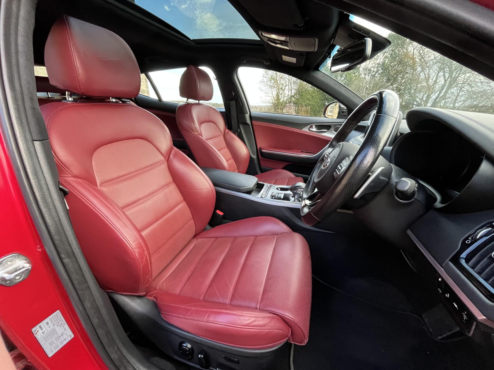 Kia Stinger 3.3 T-GDi V6 GT S Gran Turismo 5dr Petrol Auto Euro 6 (s/s) (365 bhp)