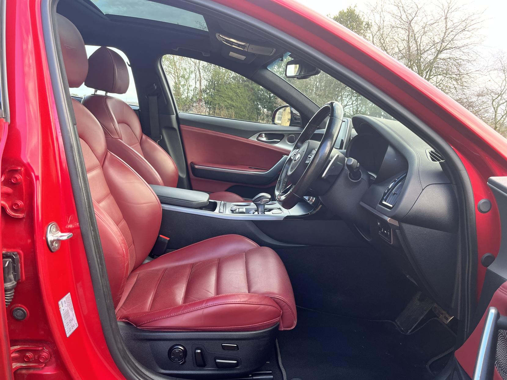 Kia Stinger 3.3 T-GDi V6 GT S Gran Turismo 5dr Petrol Auto Euro 6 (s/s) (365 bhp)