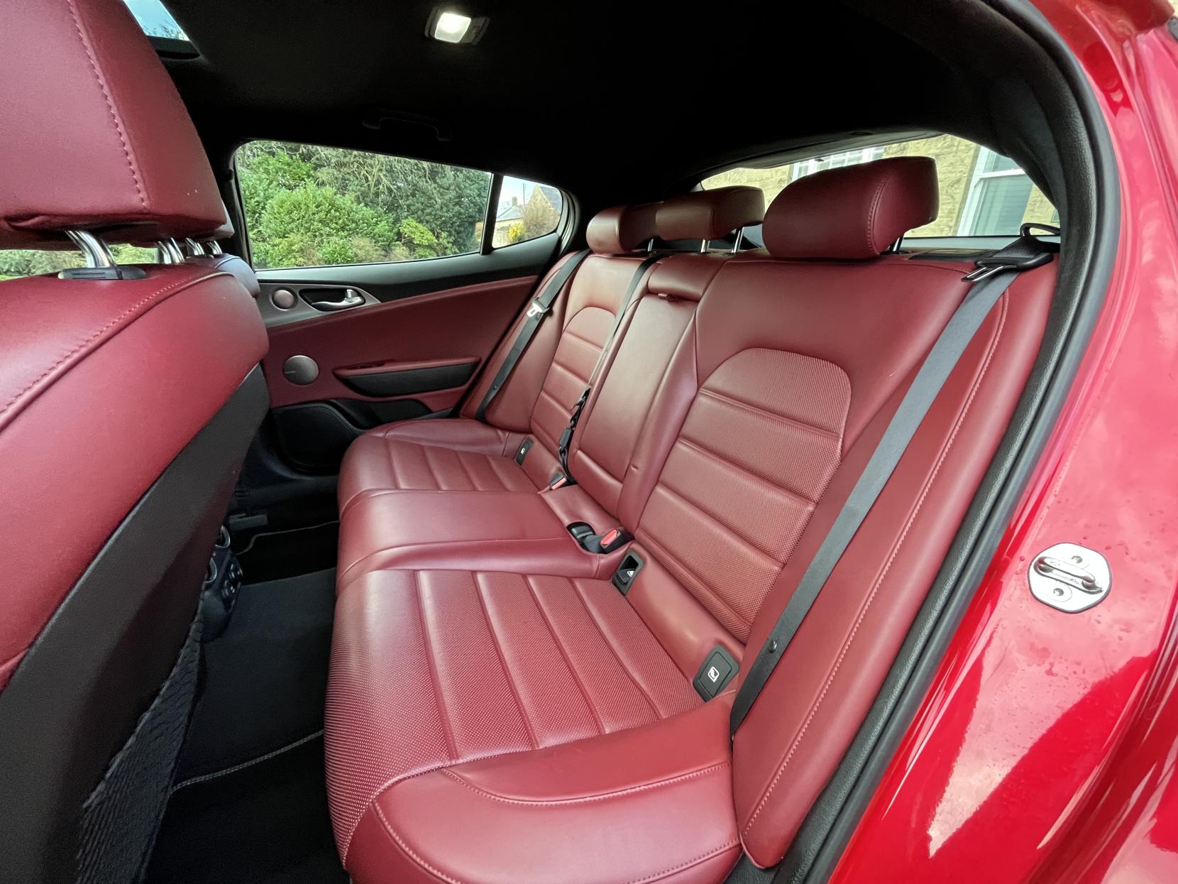 Kia Stinger 3.3 T-GDi V6 GT S Gran Turismo 5dr Petrol Auto Euro 6 (s/s) (365 bhp)