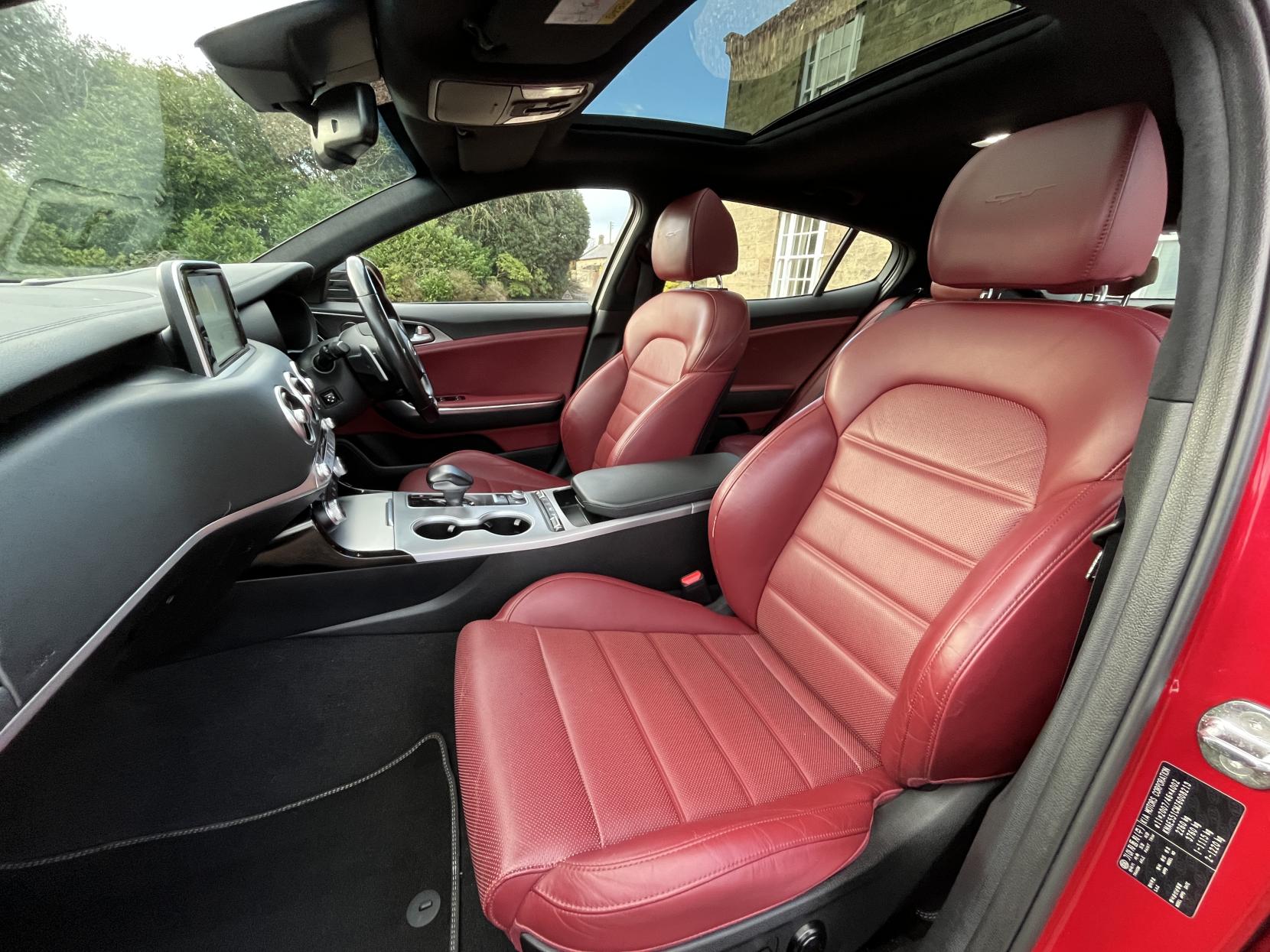 Kia Stinger 3.3 T-GDi V6 GT S Gran Turismo 5dr Petrol Auto Euro 6 (s/s) (365 bhp)