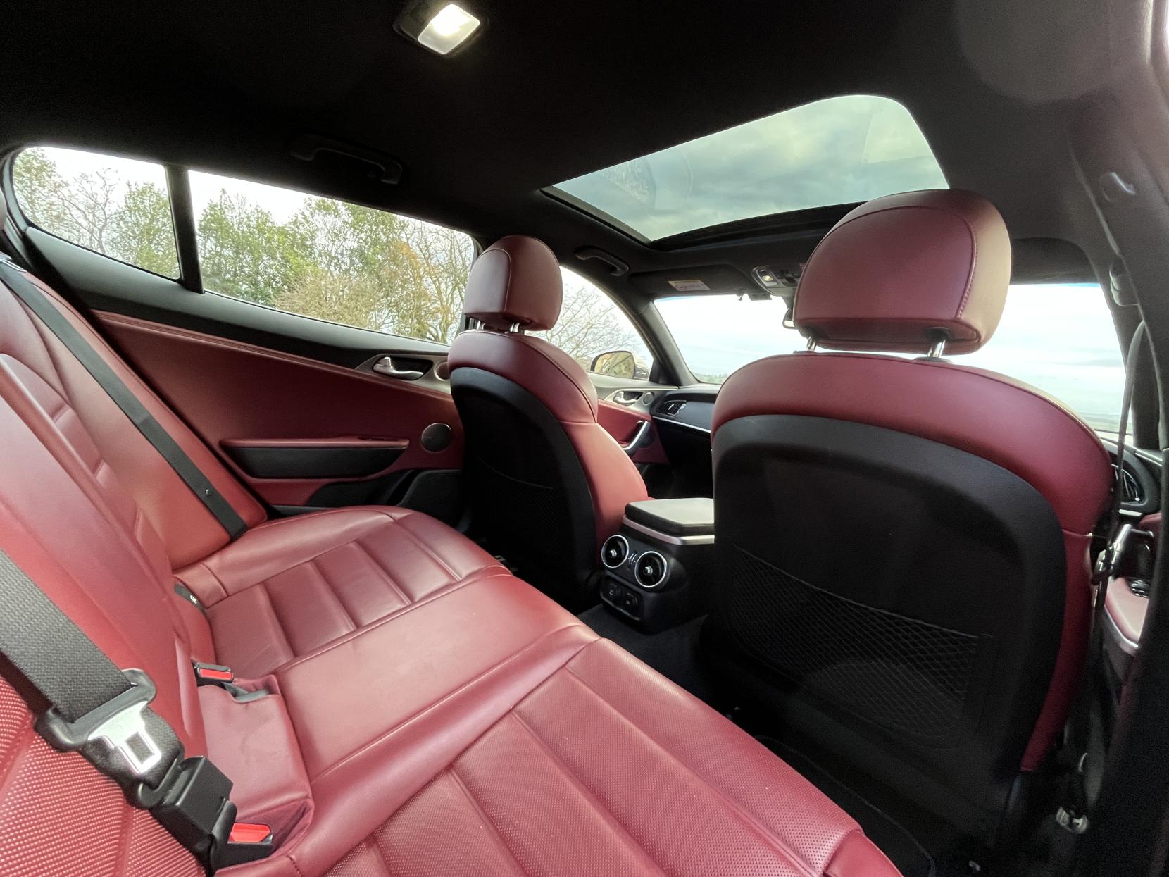 Kia Stinger 3.3 T-GDi V6 GT S Gran Turismo 5dr Petrol Auto Euro 6 (s/s) (365 bhp)