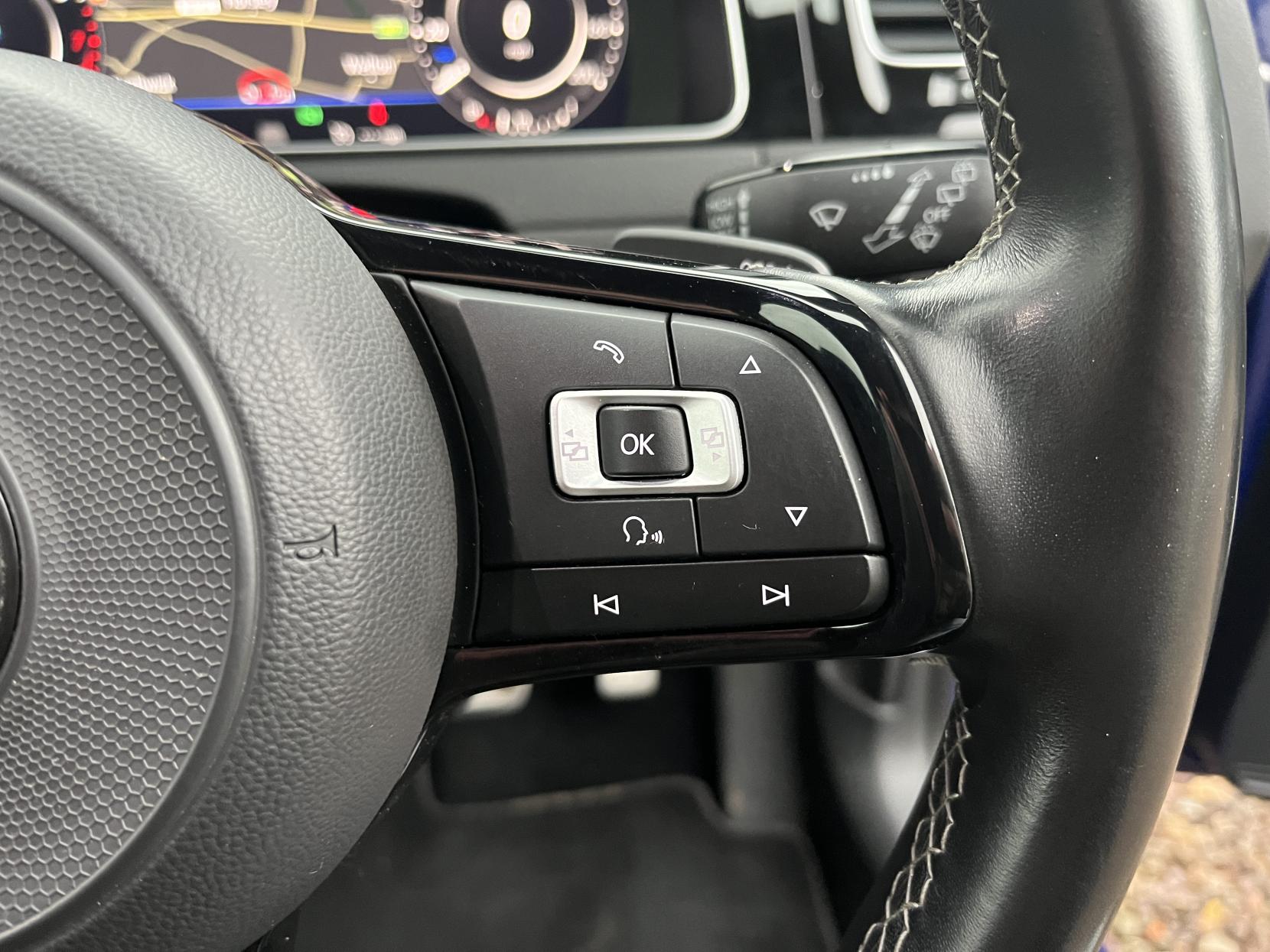 Volkswagen Golf 2.0 TSI R Hatchback 5dr Petrol DSG 4Motion Euro 6 (s/s) (310 ps)