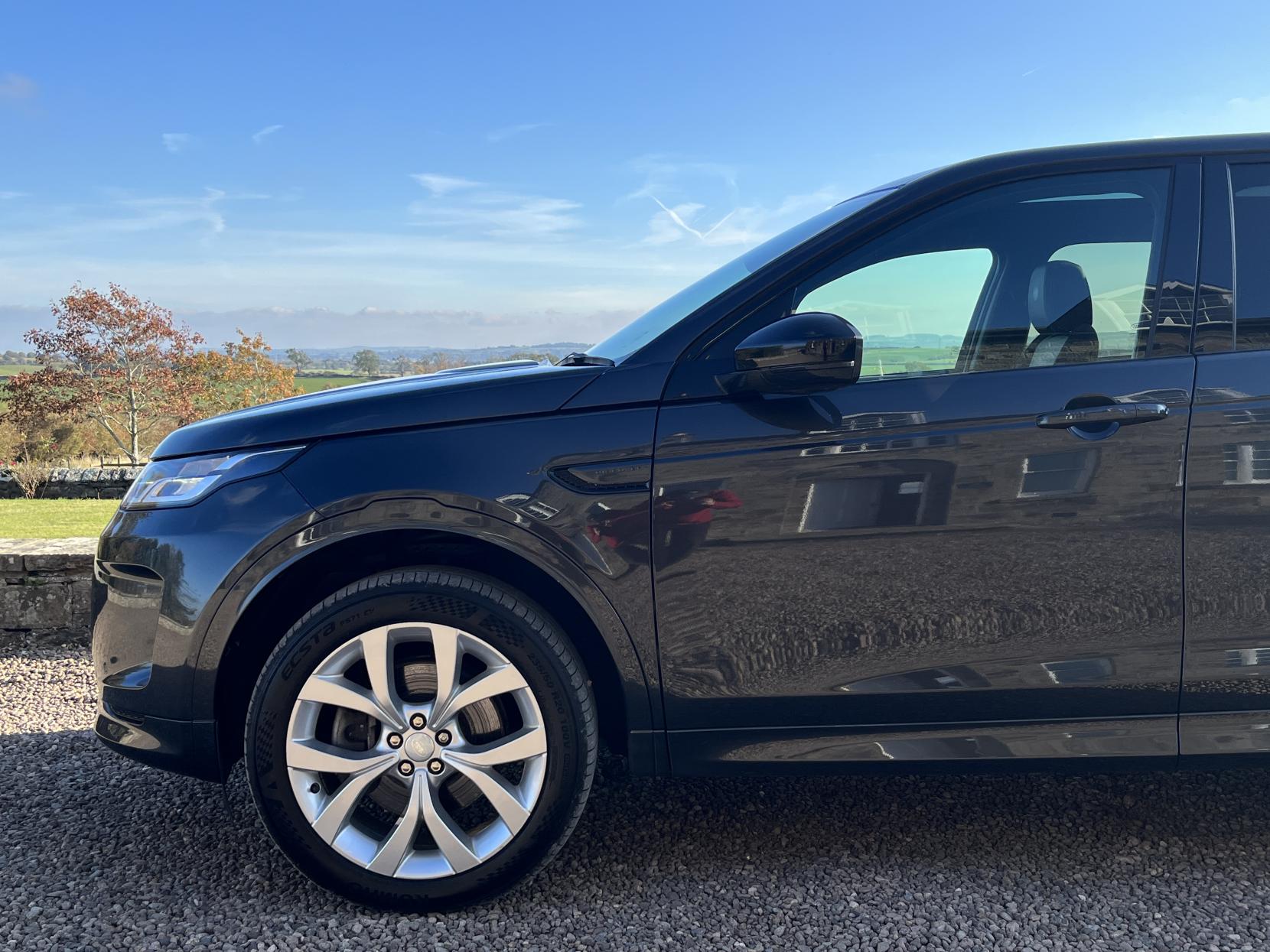 Land Rover Discovery Sport 2.0 D200 MHEV Urban Edition SUV 5dr Diesel Auto 4WD Euro 6 (s/s) (204 ps)