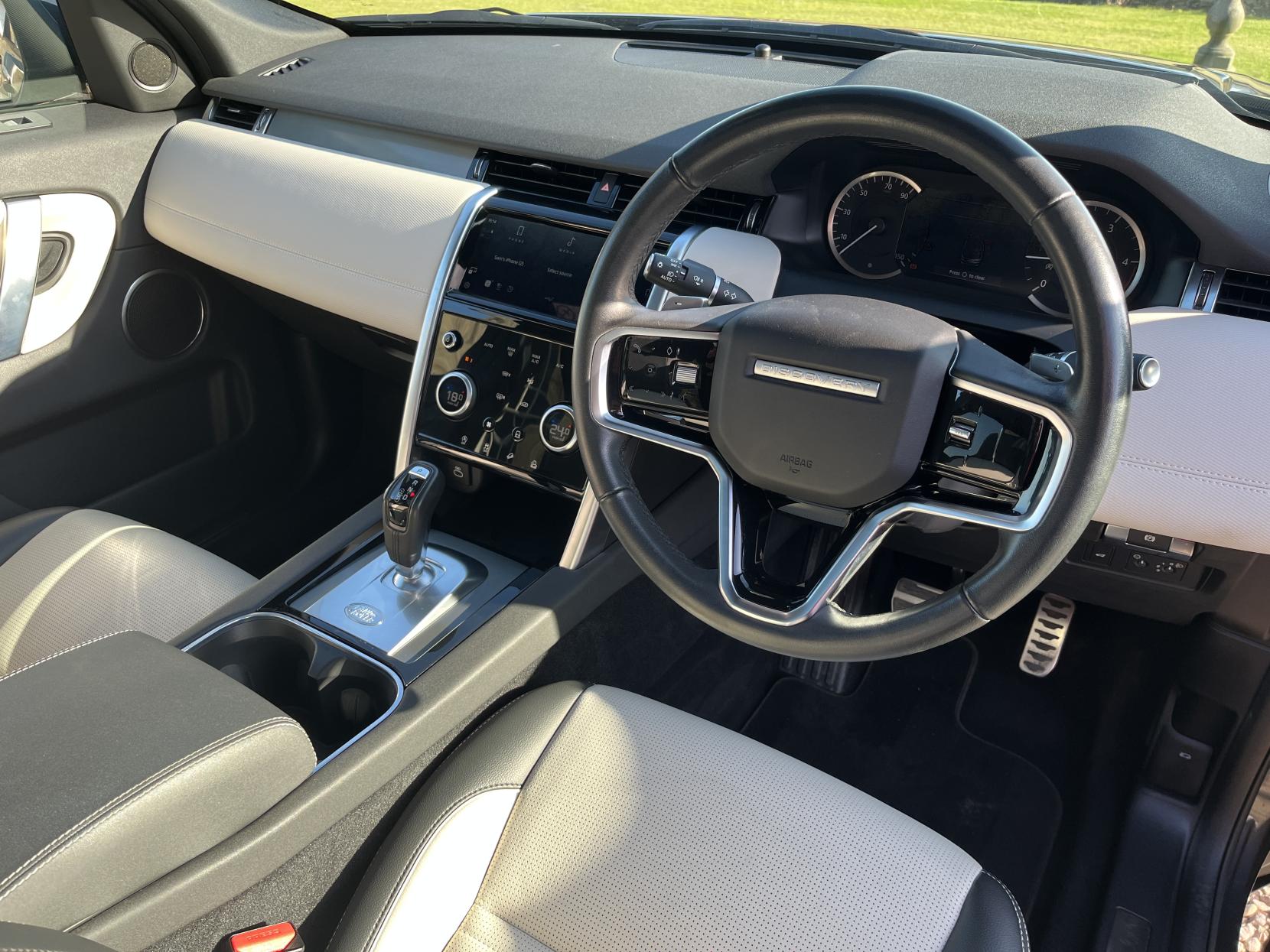Land Rover Discovery Sport 2.0 D200 MHEV Urban Edition SUV 5dr Diesel Auto 4WD Euro 6 (s/s) (204 ps)