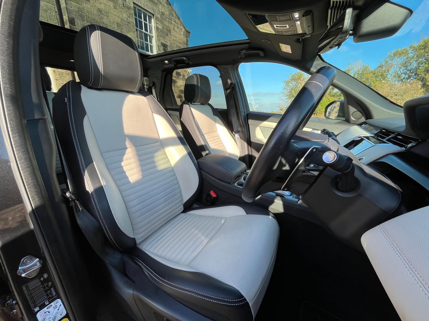 Land Rover Discovery Sport 2.0 D200 MHEV Urban Edition SUV 5dr Diesel Auto 4WD Euro 6 (s/s) (204 ps)