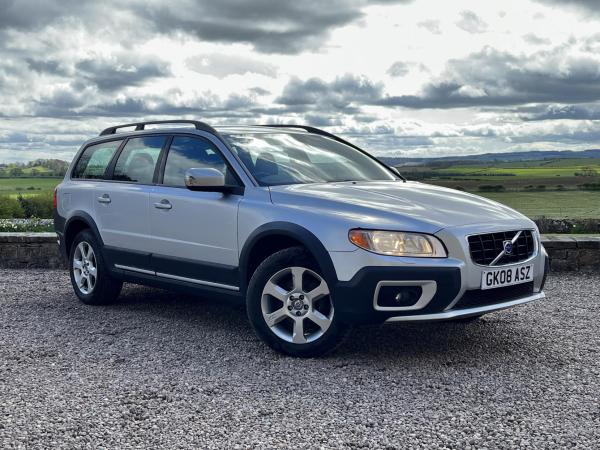 Volvo XC70 2.4 D5 SE Estate 5dr Diesel Geartronic AWD Euro 4 (185 ps)