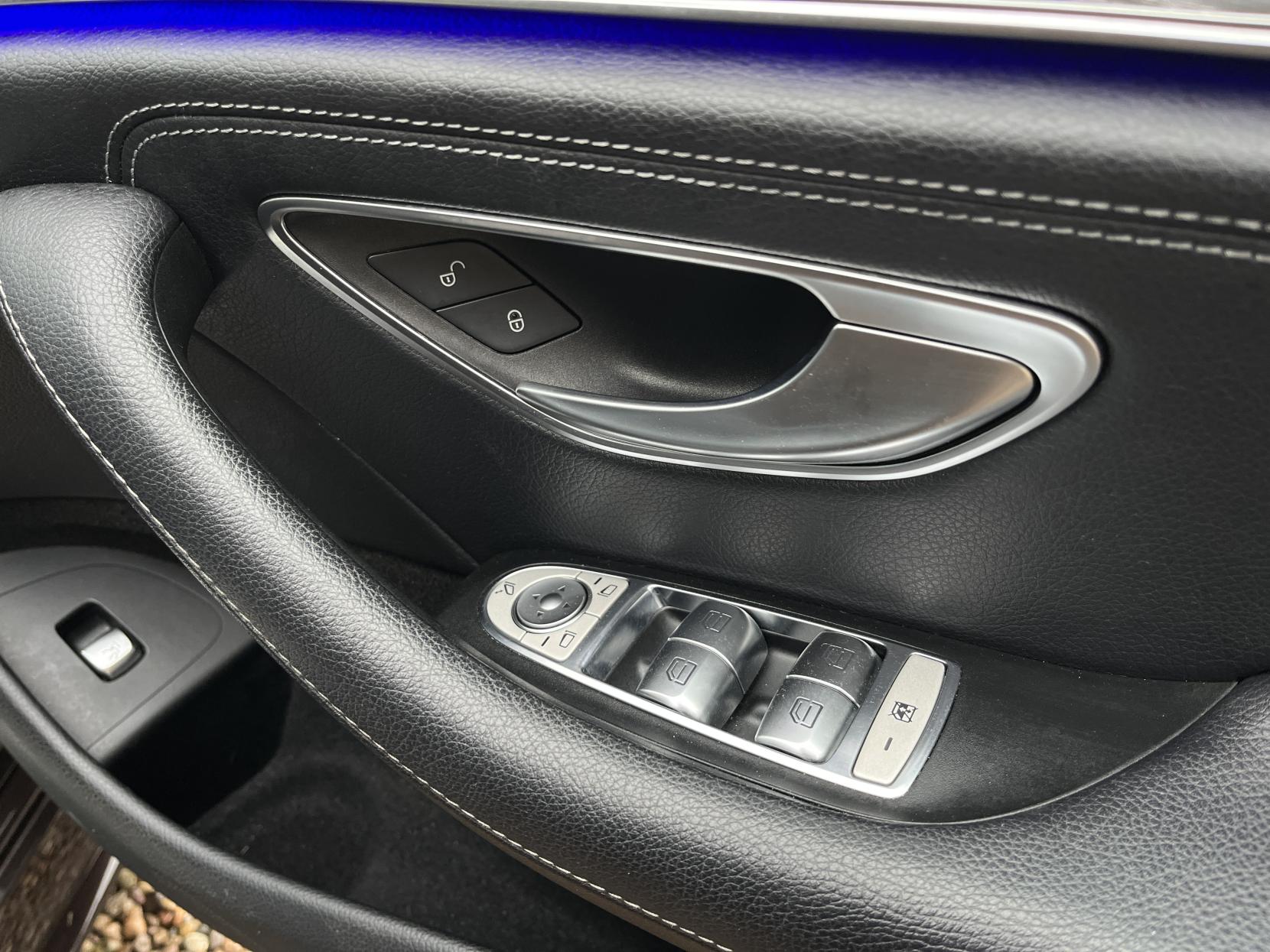 Mercedes-Benz CLS 2.9 CLS350d AMG Line (Premium Plus) Coupe 4dr Diesel G-Tronic 4MATIC Euro 6 (s/s) (286 ps)