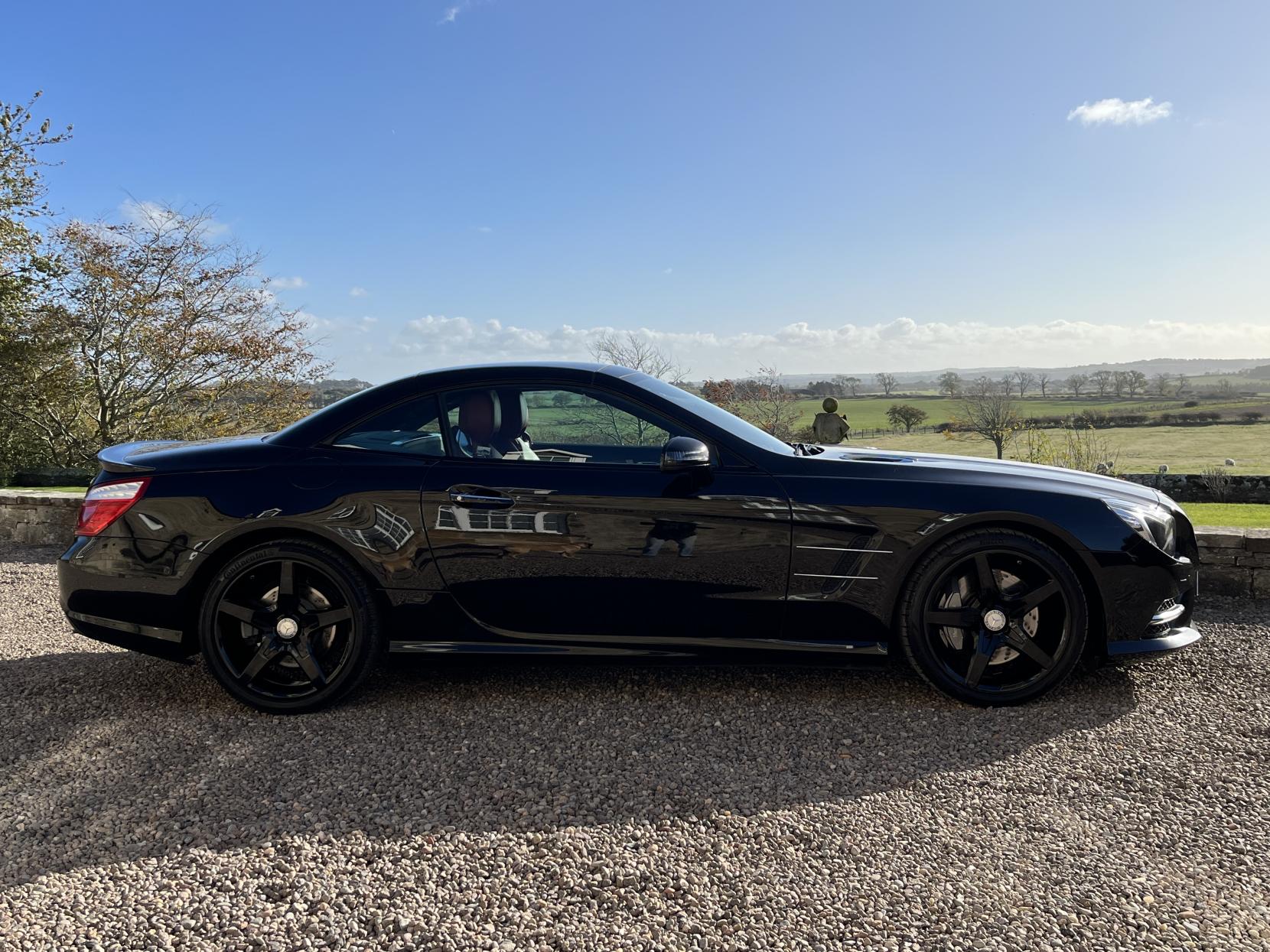 Mercedes-Benz SL 3.0 SL400 AMG Sport Convertible 2dr Petrol G-Tronic Euro 6 (s/s) (333 ps)