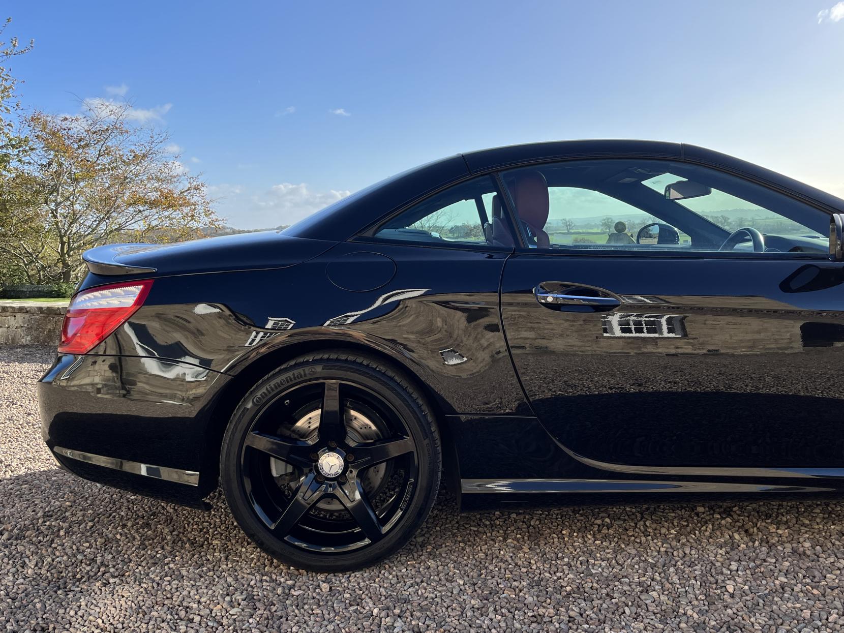 Mercedes-Benz SL 3.0 SL400 AMG Sport Convertible 2dr Petrol G-Tronic Euro 6 (s/s) (333 ps)