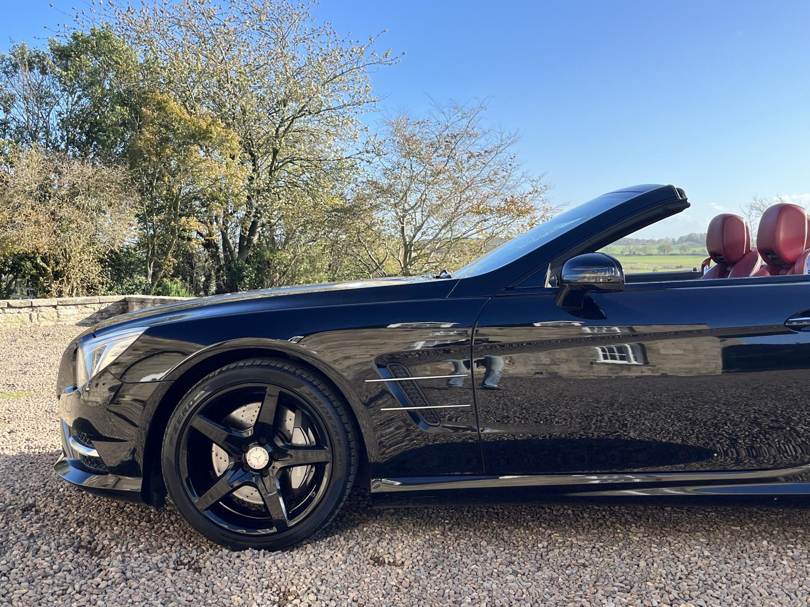 Mercedes-Benz SL 3.0 SL400 AMG Sport Convertible 2dr Petrol G-Tronic Euro 6 (s/s) (333 ps)