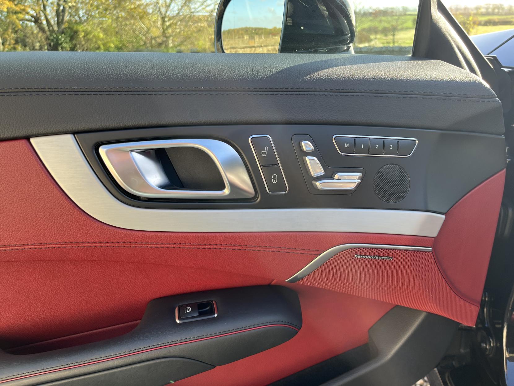 Mercedes-Benz SL 3.0 SL400 AMG Sport Convertible 2dr Petrol G-Tronic Euro 6 (s/s) (333 ps)