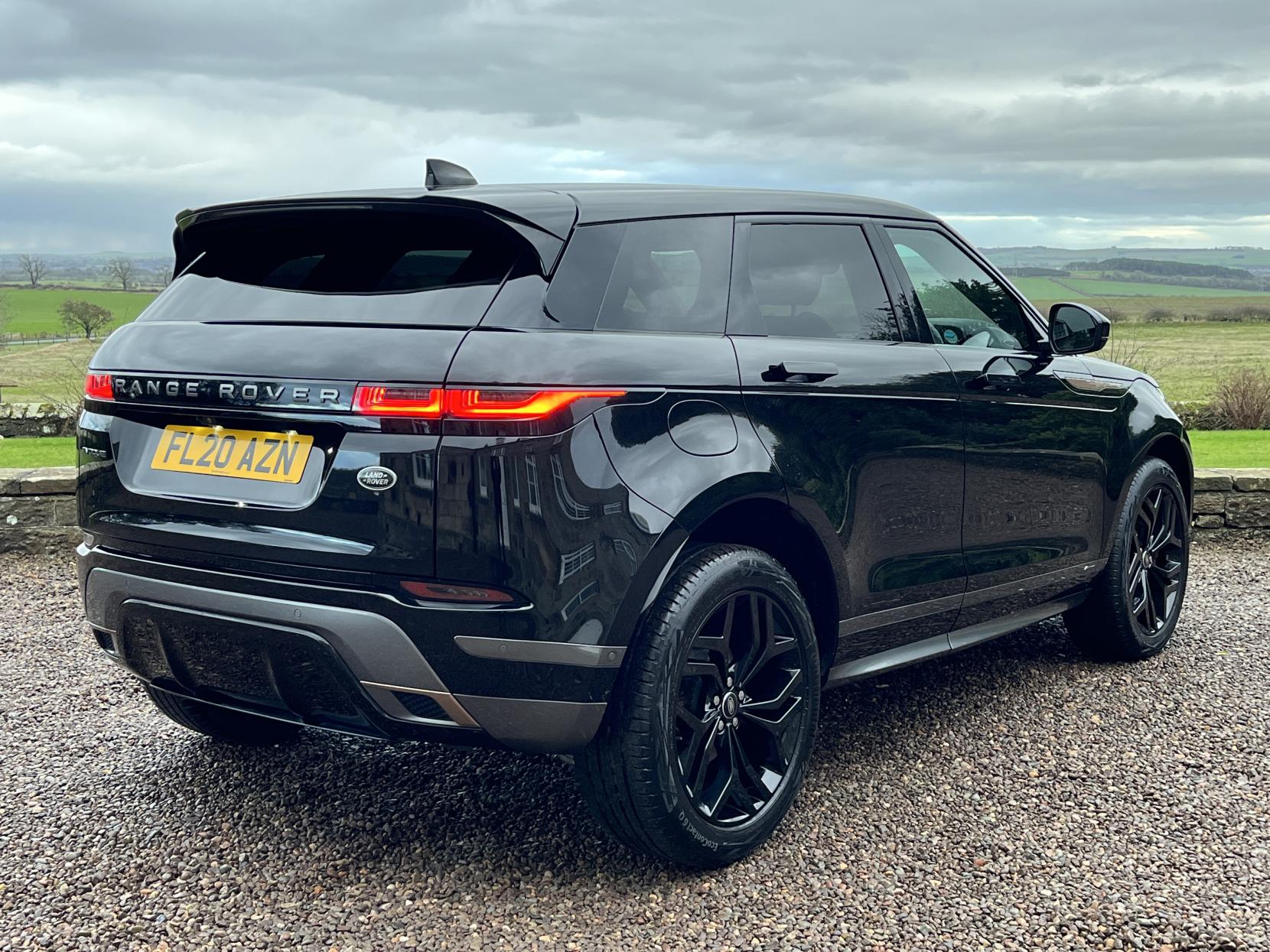 Land Rover Range Rover Evoque 2.0 P200 MHEV R-Dynamic SE SUV 5dr Petrol Auto 4WD Euro 6 (s/s) (200 ps)
