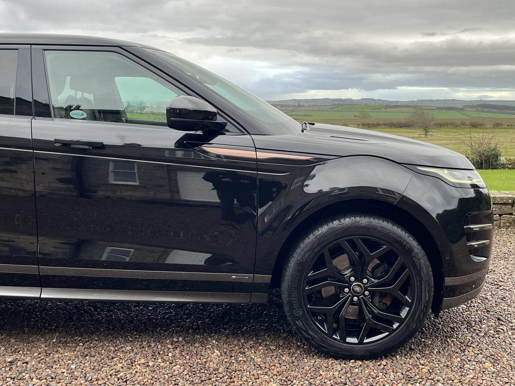 Land Rover Range Rover Evoque 2.0 P200 MHEV R-Dynamic SE SUV 5dr Petrol Auto 4WD Euro 6 (s/s) (200 ps)