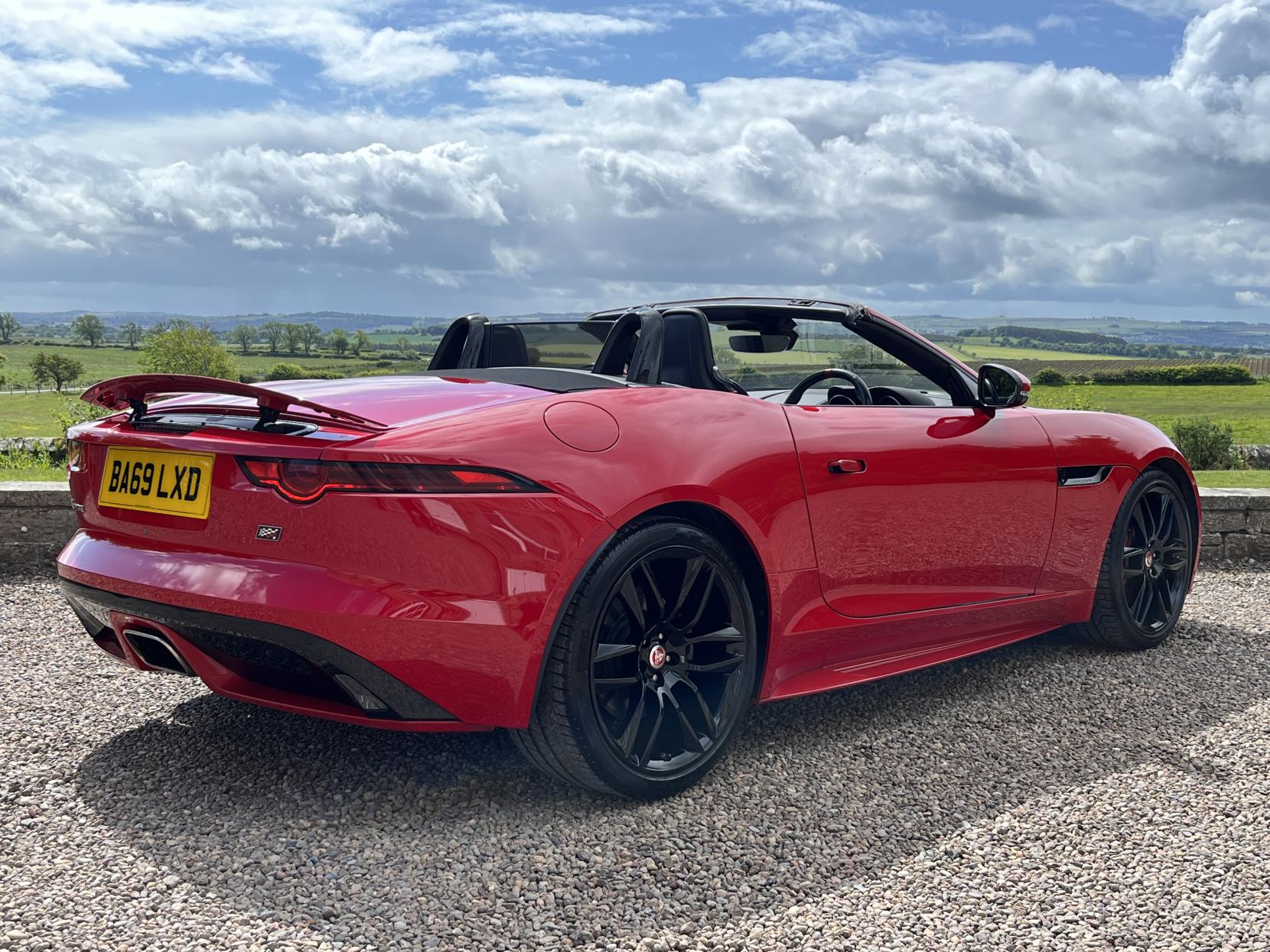 Jaguar F-Type 2.0i Chequered Flag Convertible 2dr Petrol Auto Euro 6 (s/s) (300 ps)