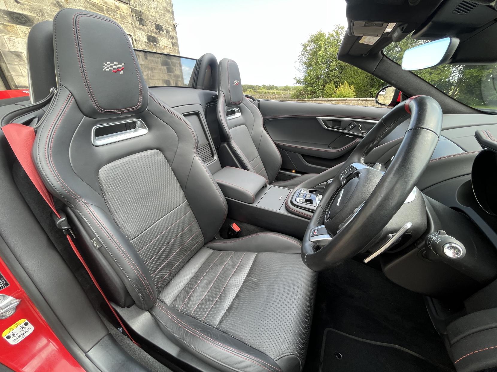Jaguar F-Type 2.0i Chequered Flag Convertible 2dr Petrol Auto Euro 6 (s/s) (300 ps)