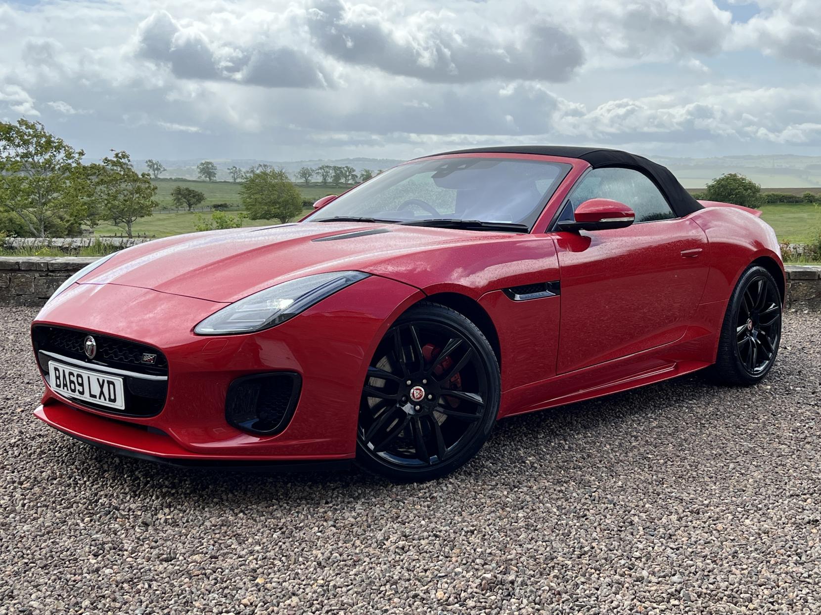 Jaguar F-Type 2.0i Chequered Flag Convertible 2dr Petrol Auto Euro 6 (s/s) (300 ps)