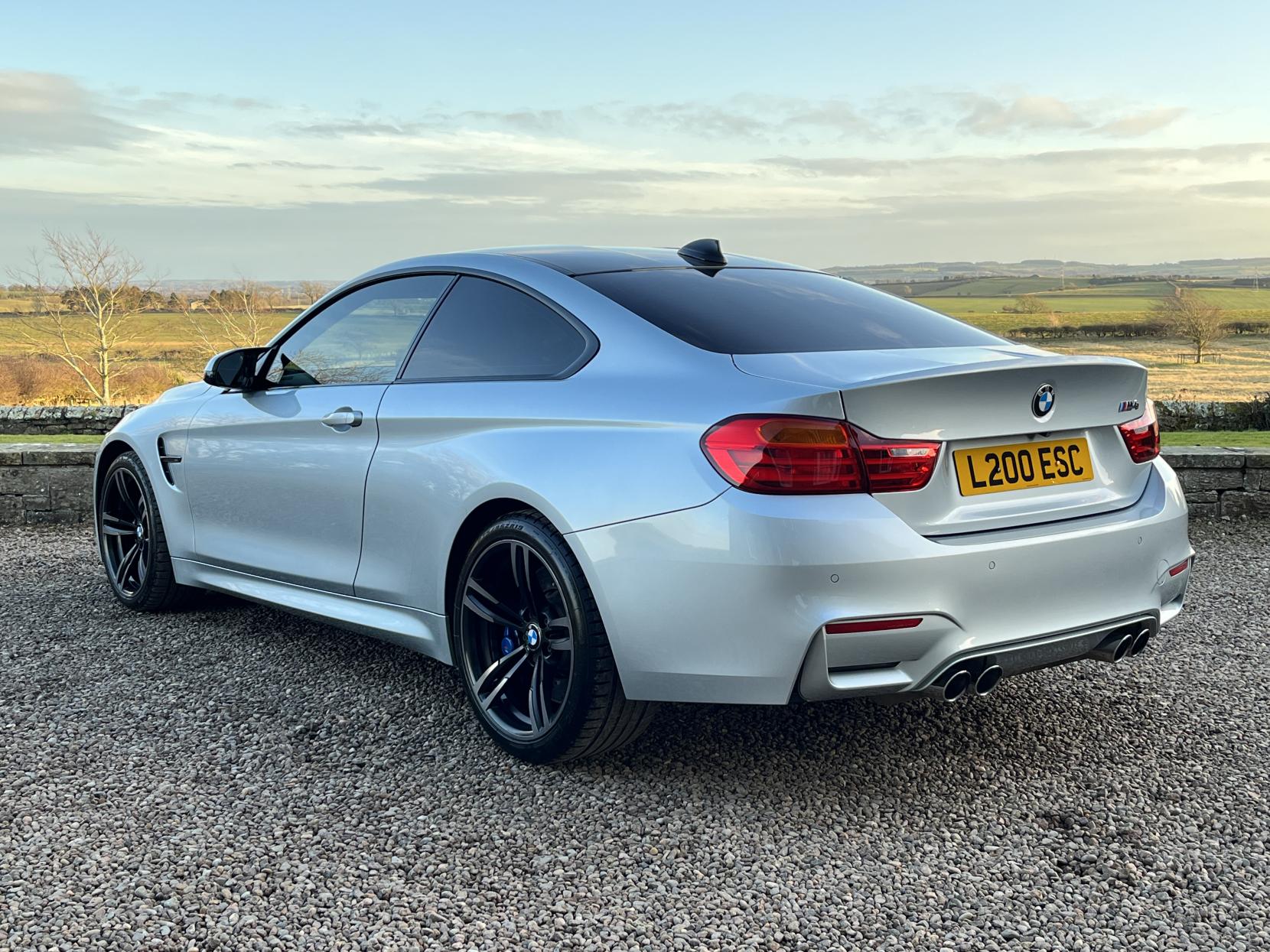 BMW M4 3.0 BiTurbo Coupe 2dr Petrol DCT Euro 6 (s/s) (431 ps)