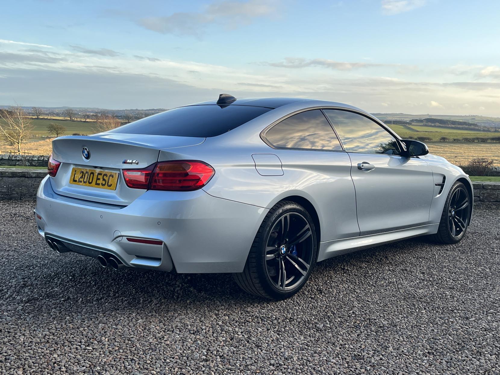 BMW M4 3.0 BiTurbo Coupe 2dr Petrol DCT Euro 6 (s/s) (431 ps)