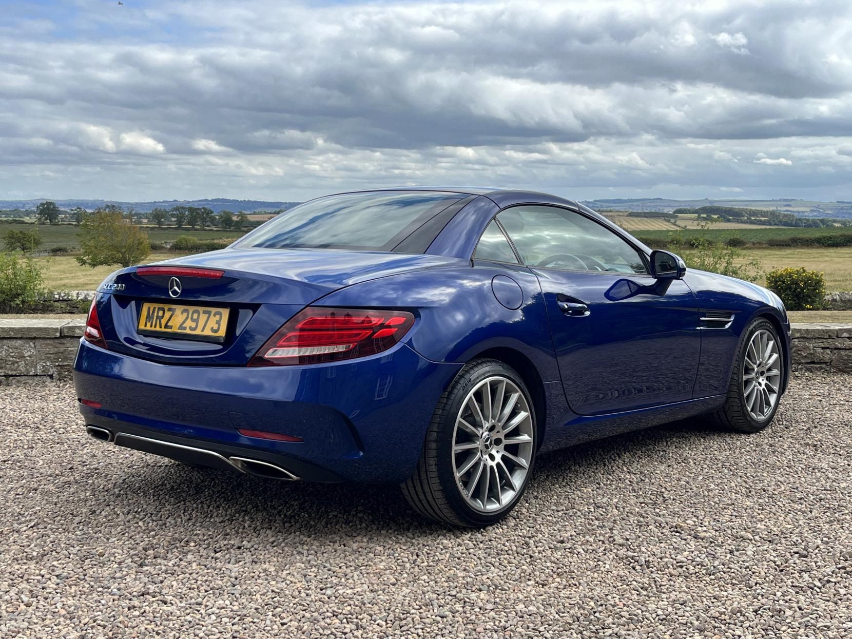 Mercedes-Benz SLC 2.0 SLC200 AMG Line Convertible 2dr Petrol G-Tronic Euro 6 (s/s) (184 ps)