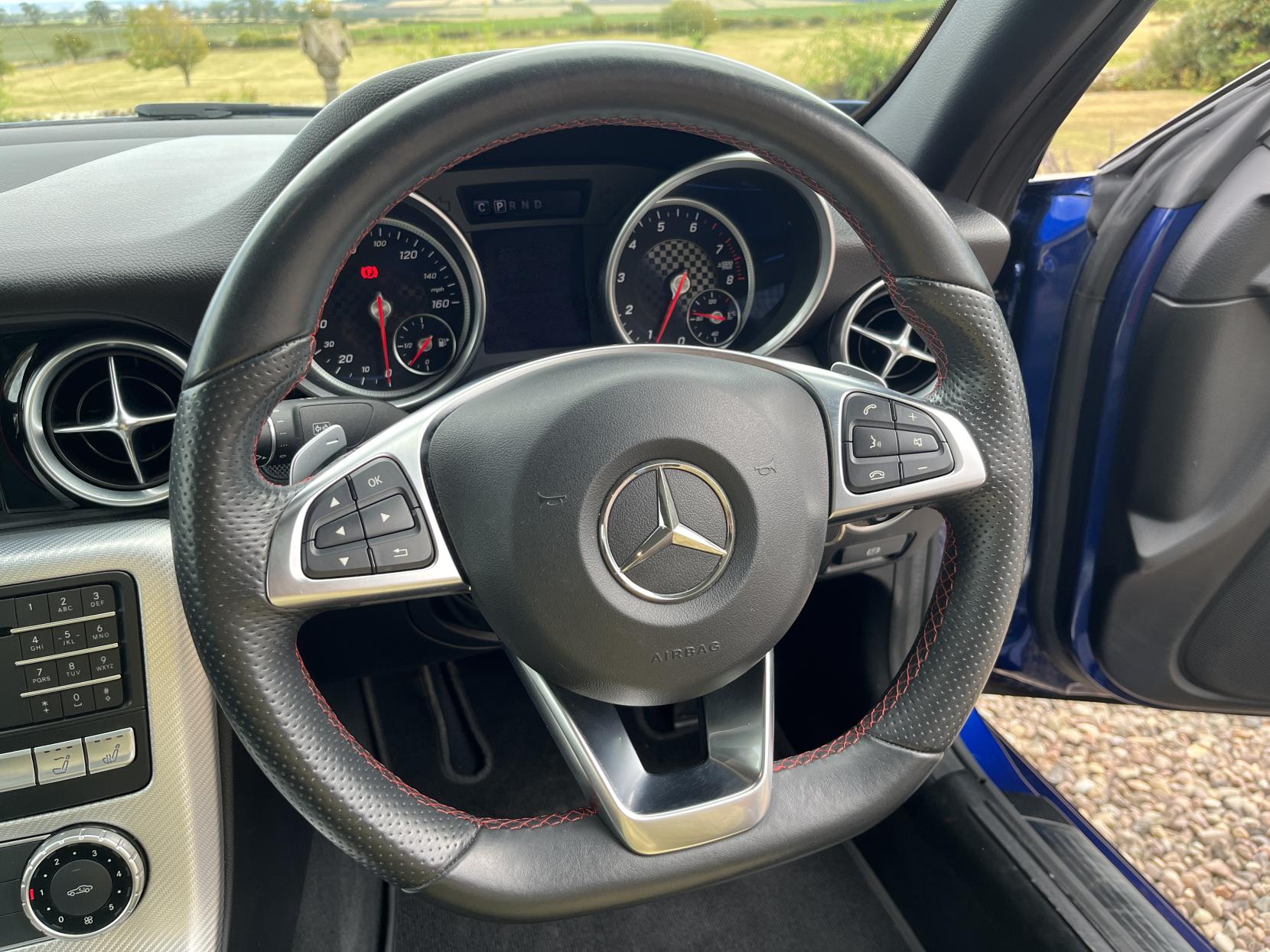 Mercedes-Benz SLC 2.0 SLC200 AMG Line Convertible 2dr Petrol G-Tronic Euro 6 (s/s) (184 ps)