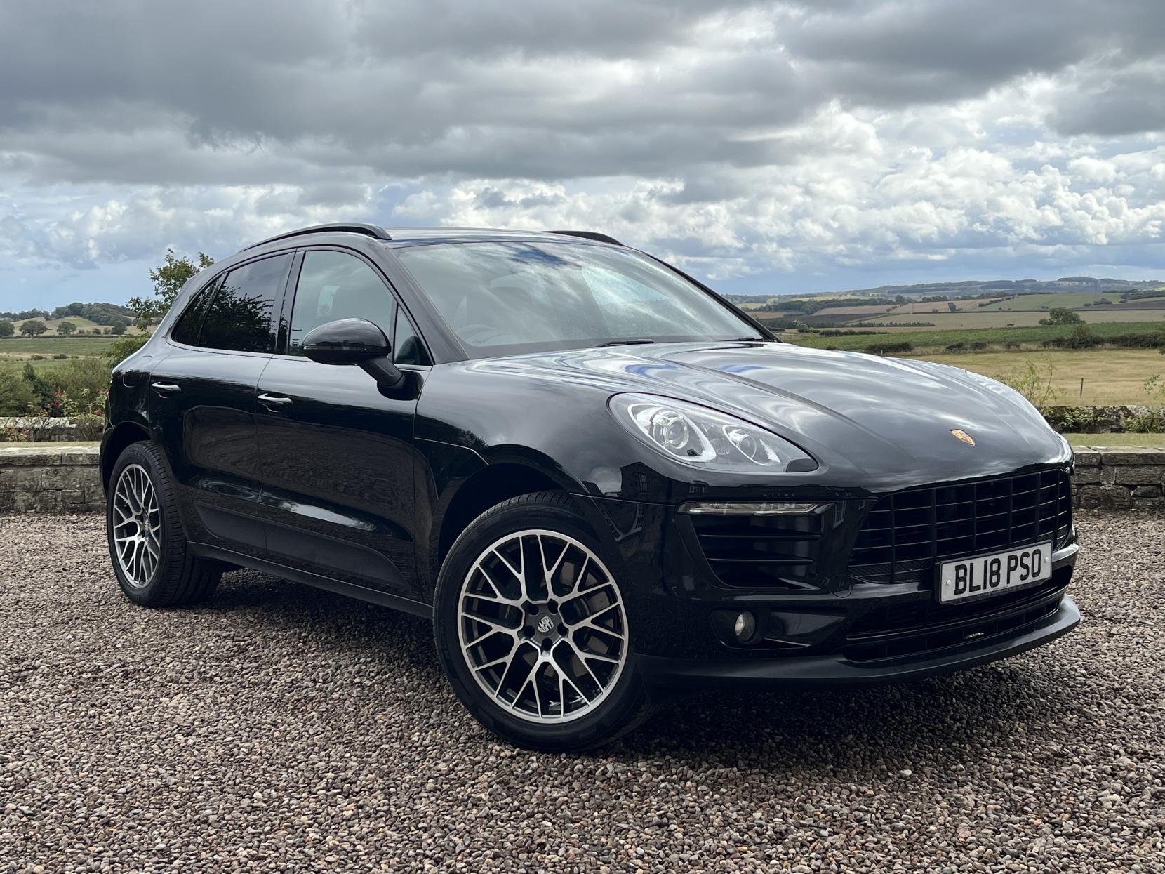 Porsche Macan 2.0T SUV 5dr Petrol PDK 4WD Euro 6 (s/s) (252 ps)