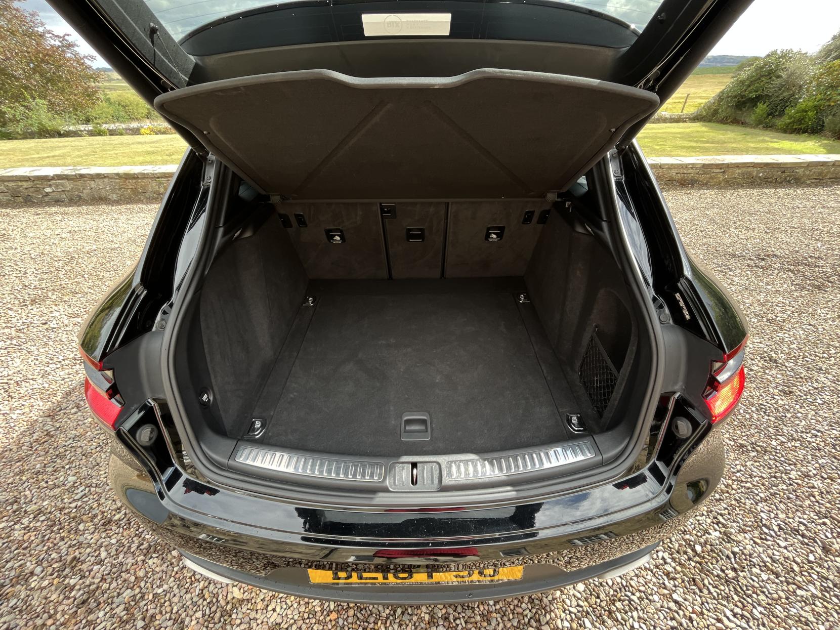 Porsche Macan 2.0T SUV 5dr Petrol PDK 4WD Euro 6 (s/s) (252 ps)
