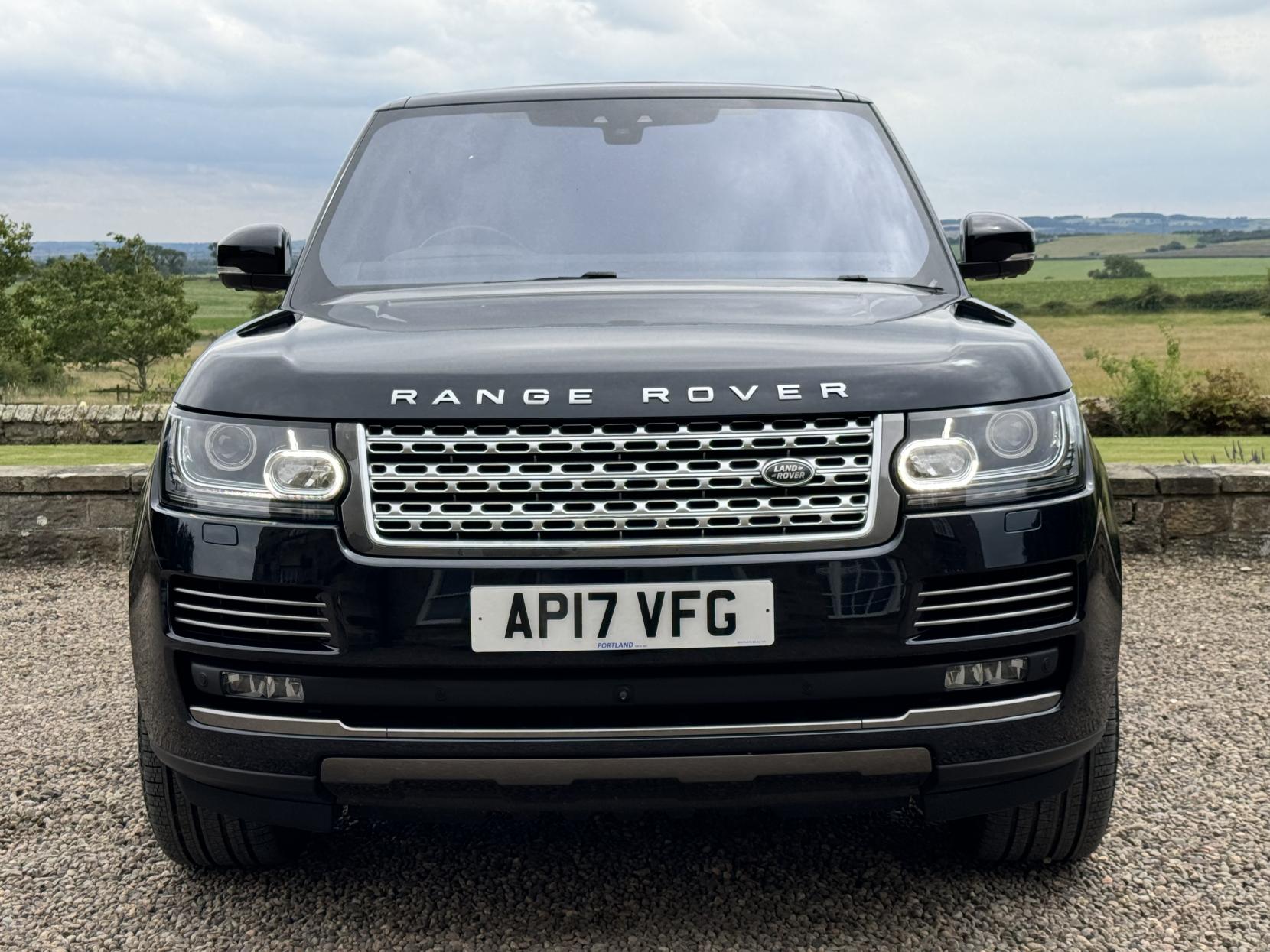 Land Rover Range Rover 5.0 V8 Autobiography SUV 5dr Petrol Auto 4WD Euro 6 (s/s) (510 ps)