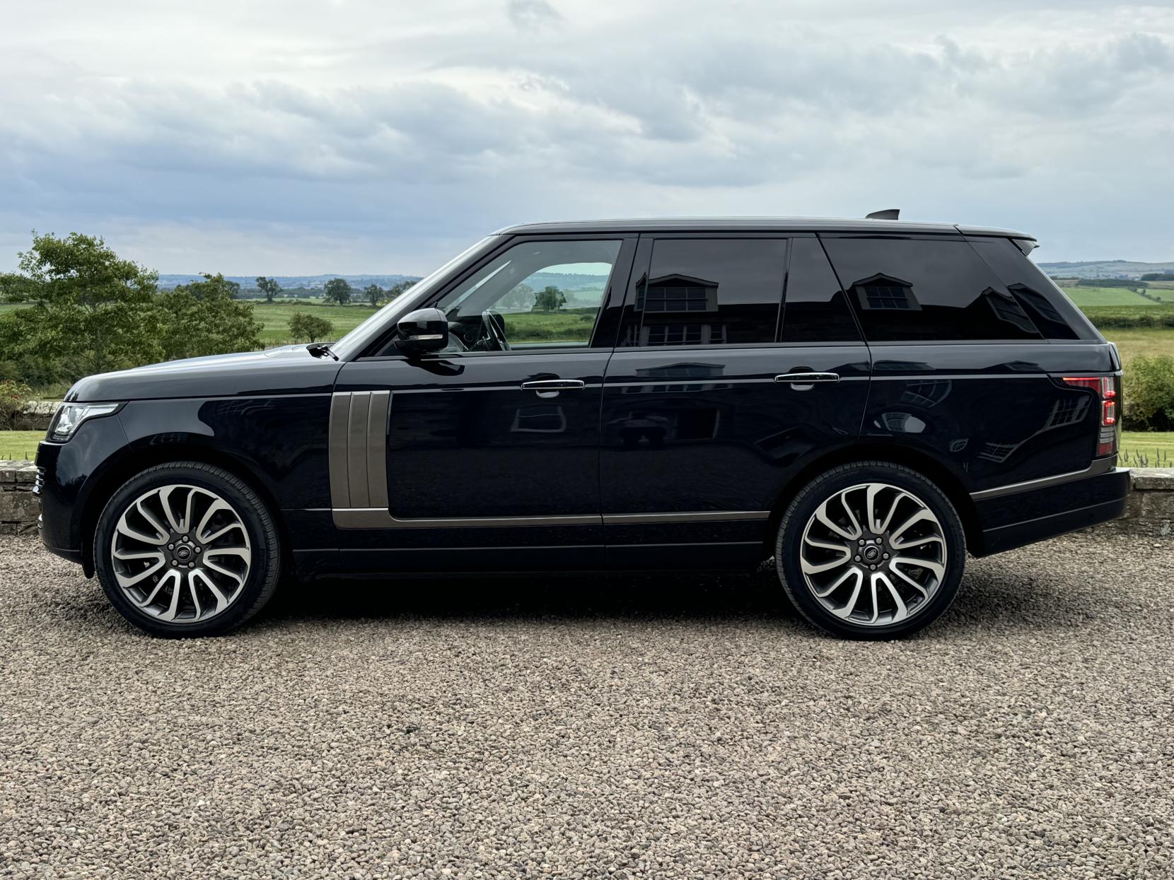 Land Rover Range Rover 5.0 V8 Autobiography SUV 5dr Petrol Auto 4WD Euro 6 (s/s) (510 ps)