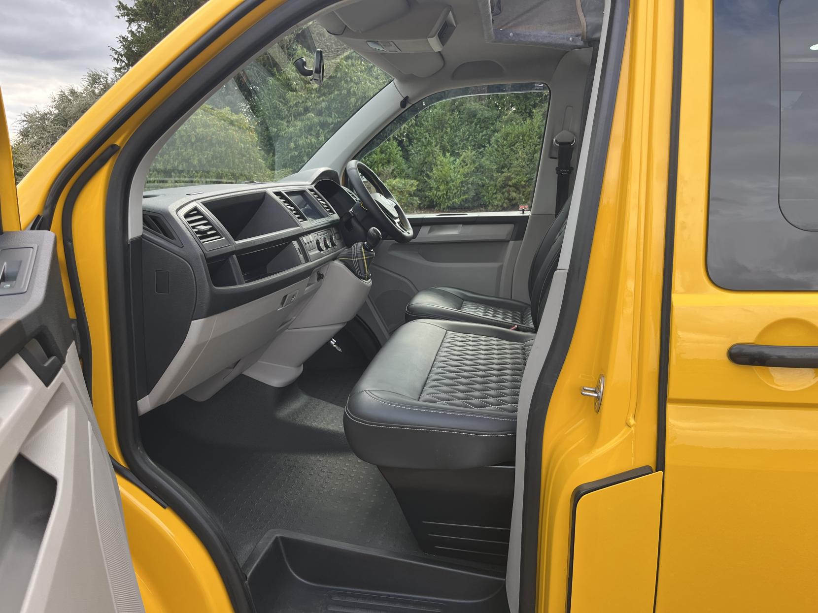Volkswagen Transporter 2.0 TDI T32 BlueMotion Tech Startline Panel Van 5dr Diesel Manual FWD SWB Euro 6 (s/s) (150 ps)
