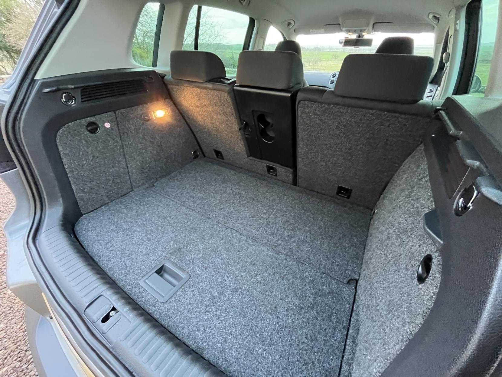 Volkswagen Tiguan 2.0 TDI BlueMotion Tech Match Edition SUV 5dr Diesel DSG 4WD Euro 6 (s/s) (150 ps)