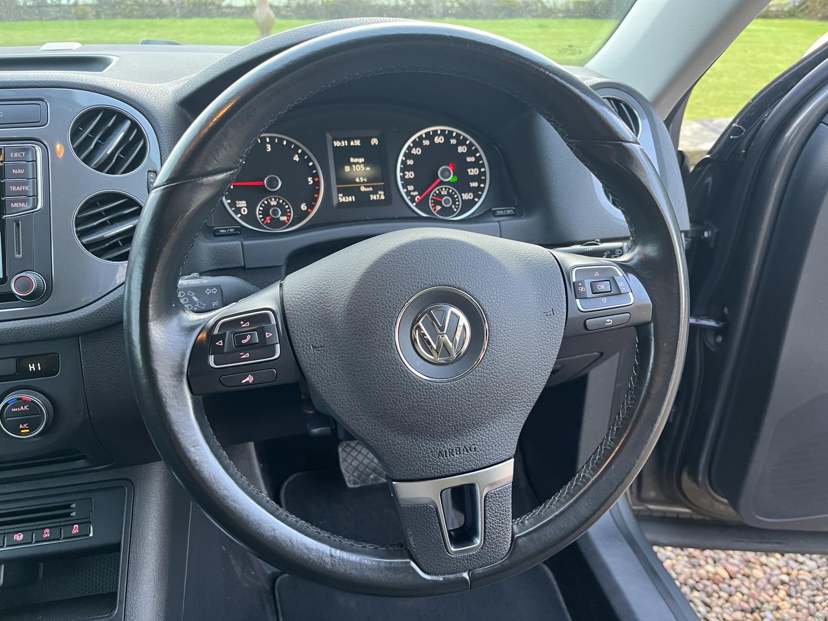 Volkswagen Tiguan 2.0 TDI BlueMotion Tech Match Edition SUV 5dr Diesel DSG 4WD Euro 6 (s/s) (150 ps)