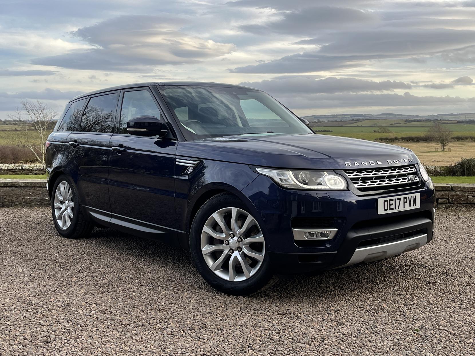 Land Rover Range Rover Sport 3.0 SD V6 HSE SUV 5dr Diesel Auto 4WD Euro 6 (s/s) (306 ps)