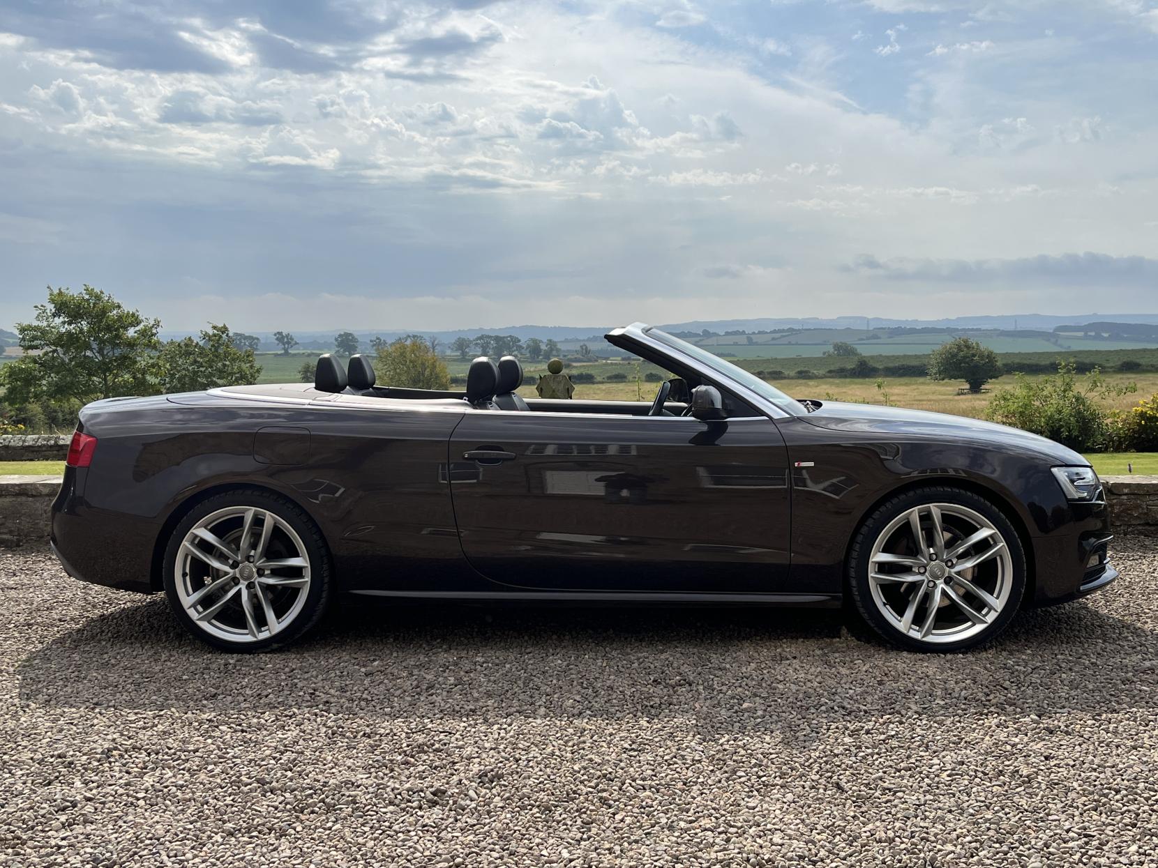 Audi A5 Cabriolet 3.0 TDI V6 S line Special Edition Convertible 2dr Diesel S Tronic quattro Euro 5 (s/s) (245 ps)