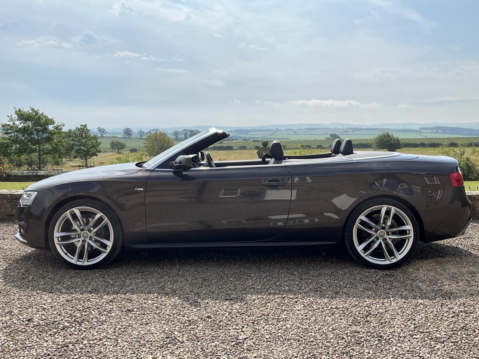 Audi A5 Cabriolet 3.0 TDI V6 S line Special Edition Convertible 2dr Diesel S Tronic quattro Euro 5 (s/s) (245 ps)