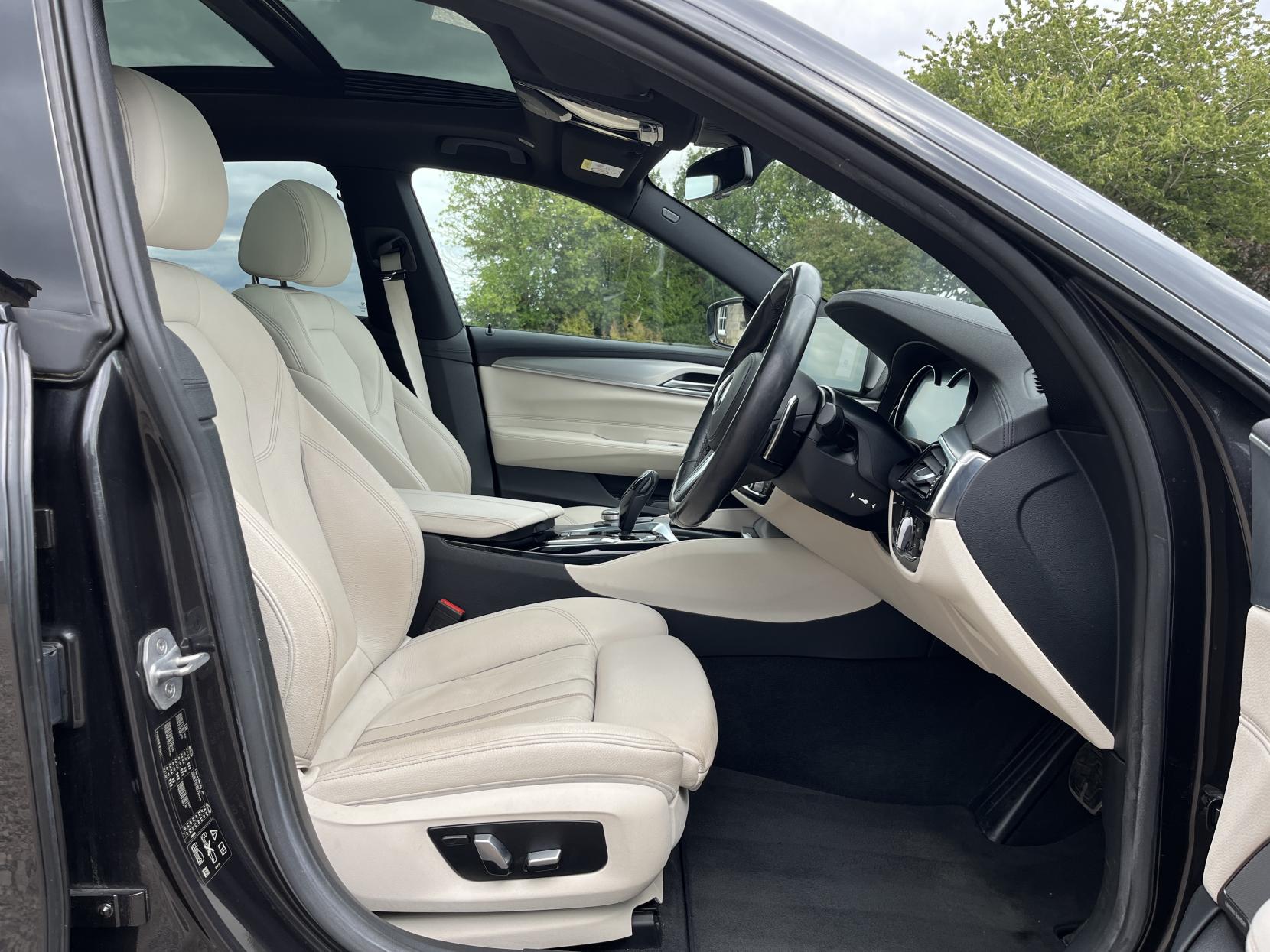 BMW 6 Series Gran Turismo 3.0 630d M Sport GT 5dr Diesel Auto xDrive Euro 6 (s/s) (265 ps)