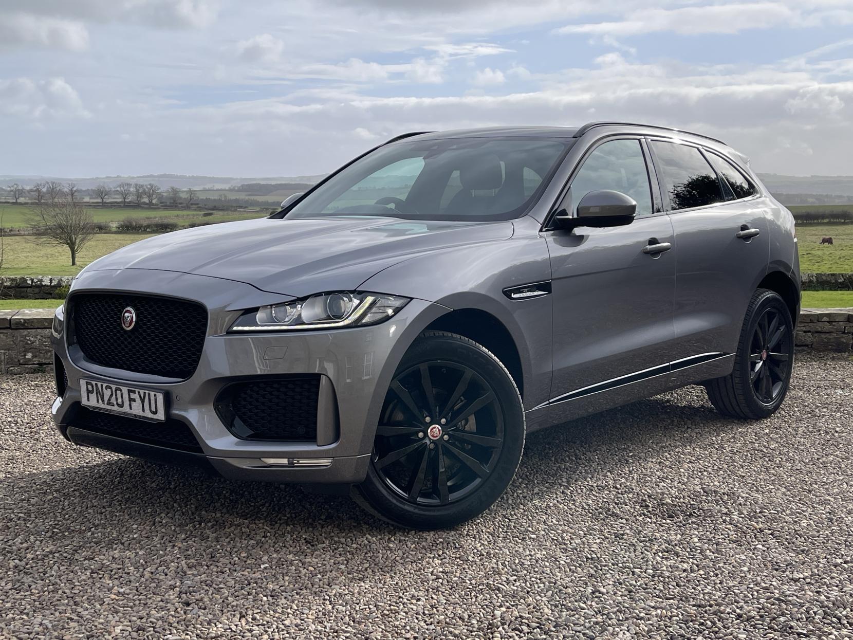 Jaguar F-PACE 2.0 D180 Chequered Flag SUV 5dr Diesel Auto AWD Euro 6 (s/s) (180 ps)