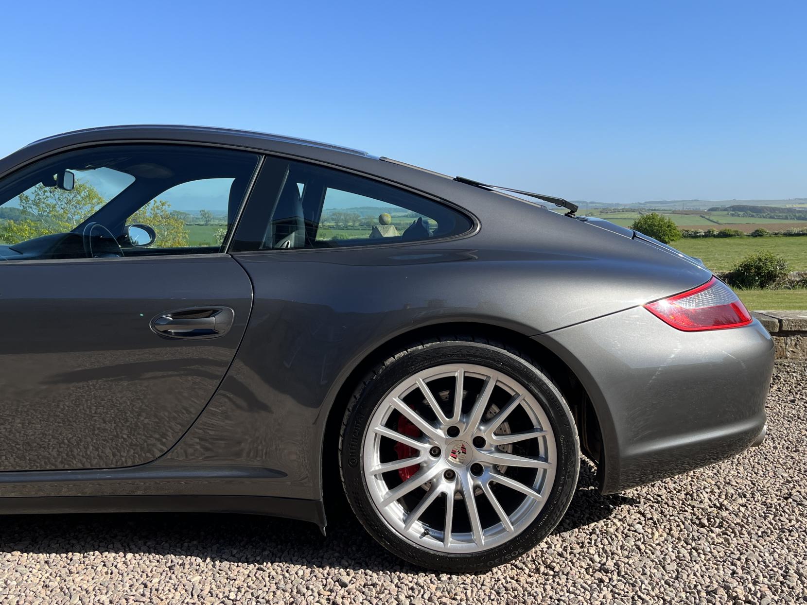 Porsche 911 3.8 997 Carrera 4S Coupe 2dr Petrol Tiptronic S AWD (286 g/km, 350 bhp)