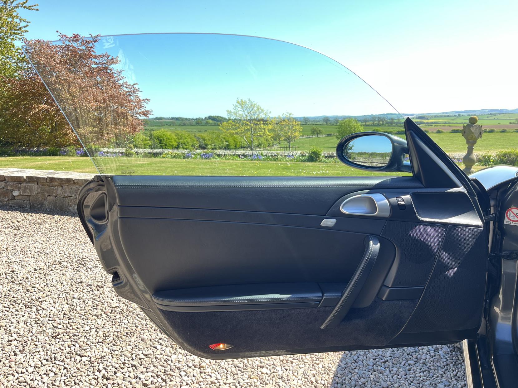 Porsche 911 3.8 997 Carrera 4S Coupe 2dr Petrol Tiptronic S AWD (286 g/km, 350 bhp)