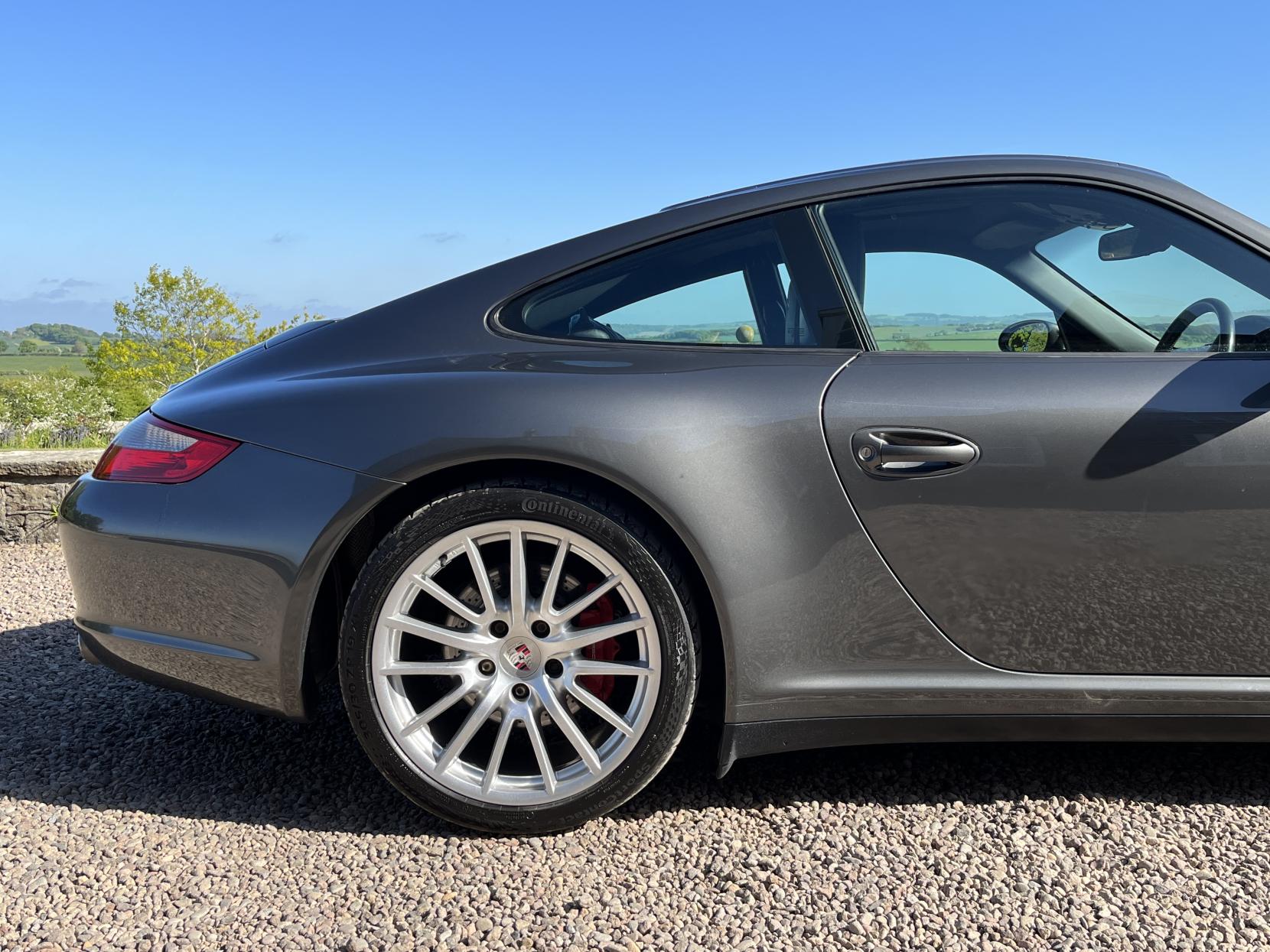 Porsche 911 3.8 997 Carrera 4S Coupe 2dr Petrol Tiptronic S AWD (286 g/km, 350 bhp)