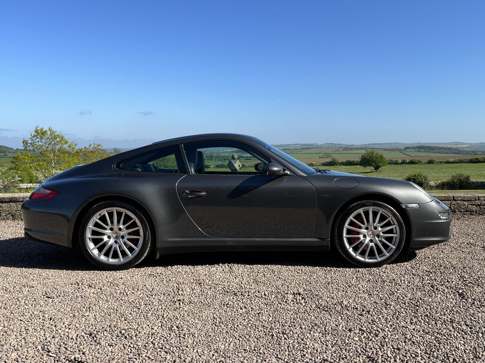 Porsche 911 3.8 997 Carrera 4S Coupe 2dr Petrol Tiptronic S AWD (286 g/km, 350 bhp)