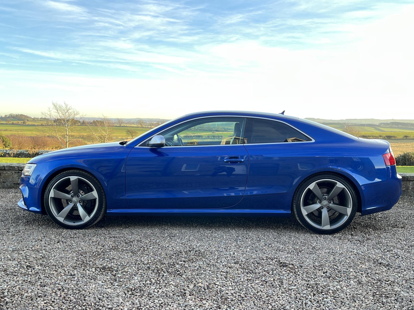 Audi RS5 4.2 FSI V8 Coupe 2dr Petrol S Tronic quattro Euro 5 (450 ps)