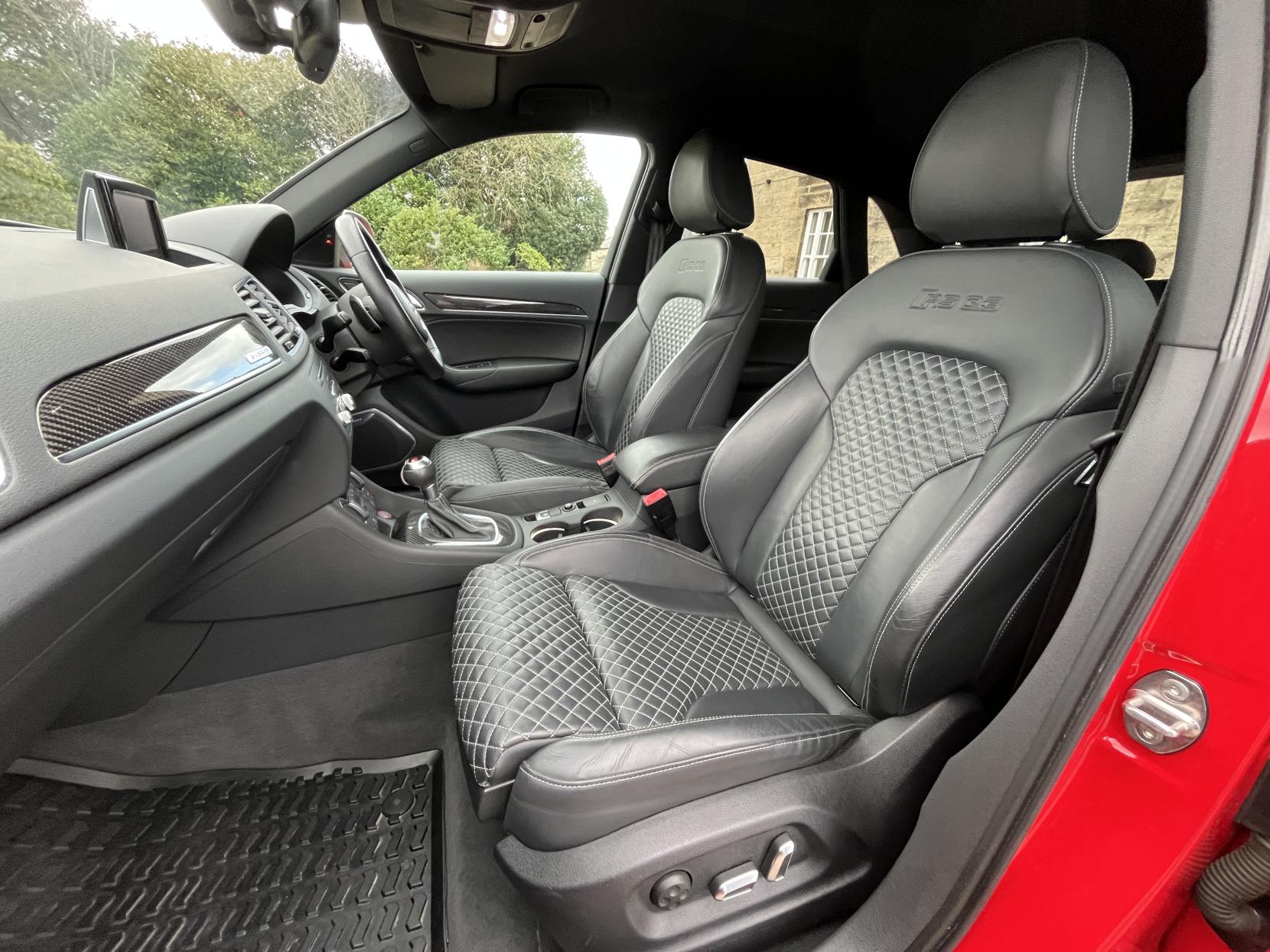 Audi RS Q3 2.5 TFSI Performance SUV 5dr Petrol S Tronic quattro Euro 6 (s/s) (367 ps)