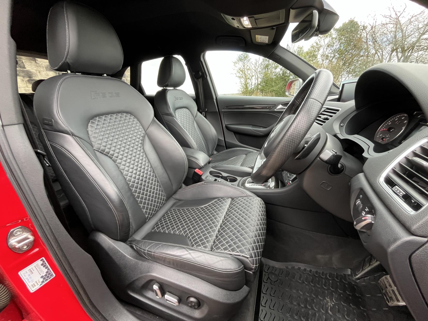 Audi RS Q3 2.5 TFSI Performance SUV 5dr Petrol S Tronic quattro Euro 6 (s/s) (367 ps)