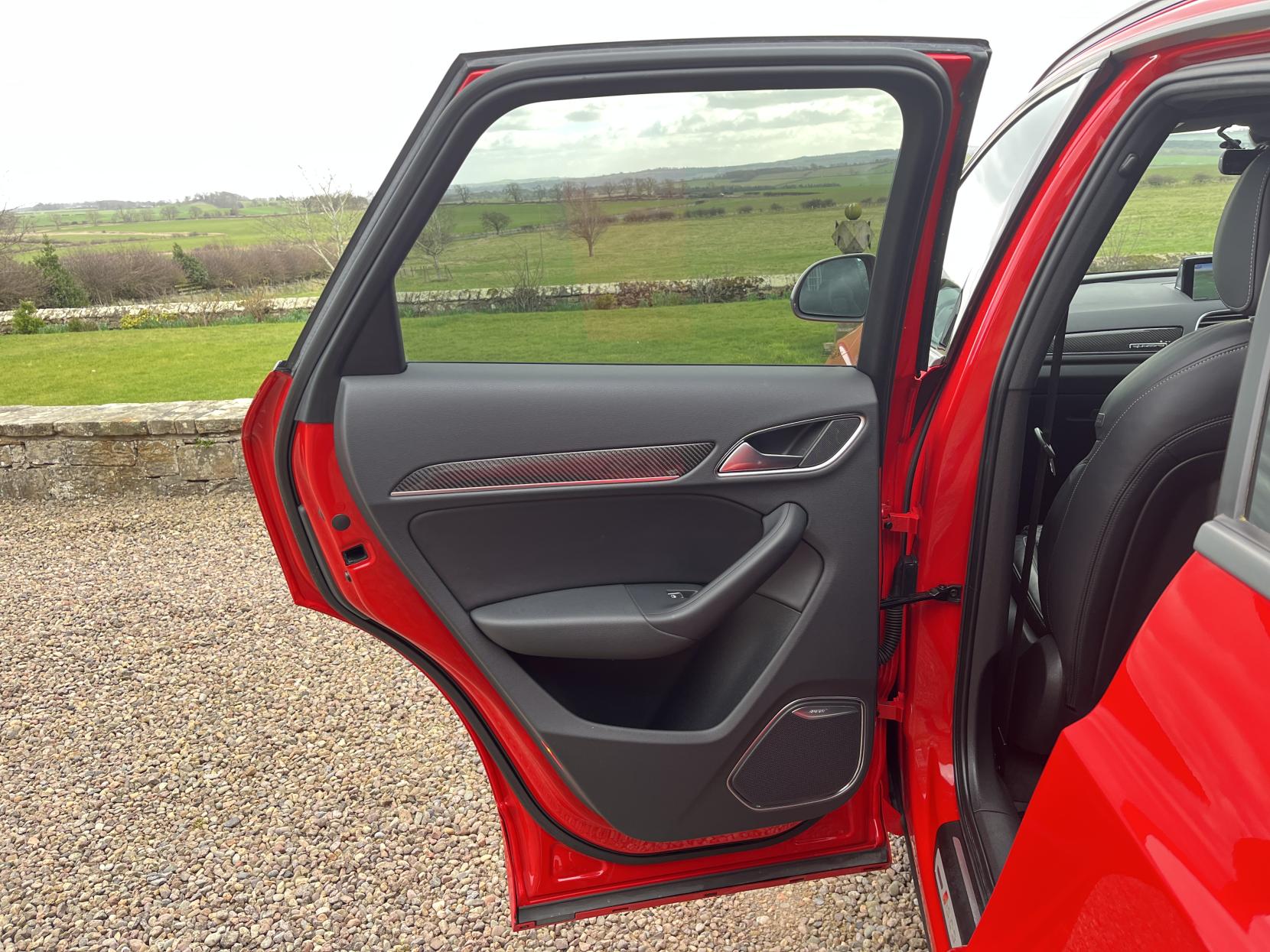 Audi RS Q3 2.5 TFSI Performance SUV 5dr Petrol S Tronic quattro Euro 6 (s/s) (367 ps)