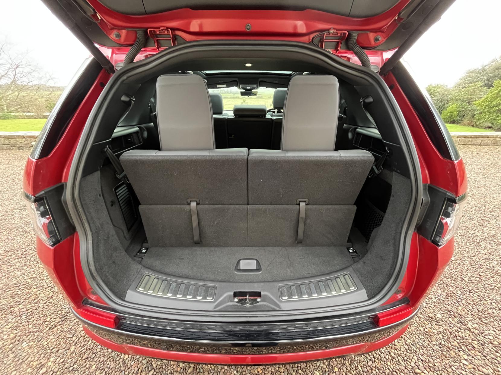 Land Rover Discovery Sport 2.0 D200 MHEV R-Dynamic HSE SUV 5dr Diesel Auto 4WD Euro 6 (s/s) (204 ps)