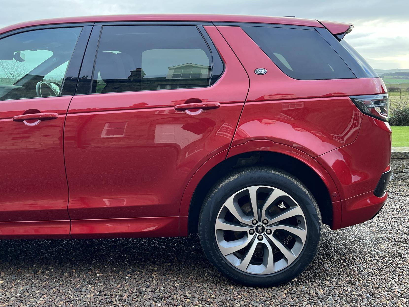 Land Rover Discovery Sport 2.0 D200 MHEV R-Dynamic HSE SUV 5dr Diesel Auto 4WD Euro 6 (s/s) (204 ps)